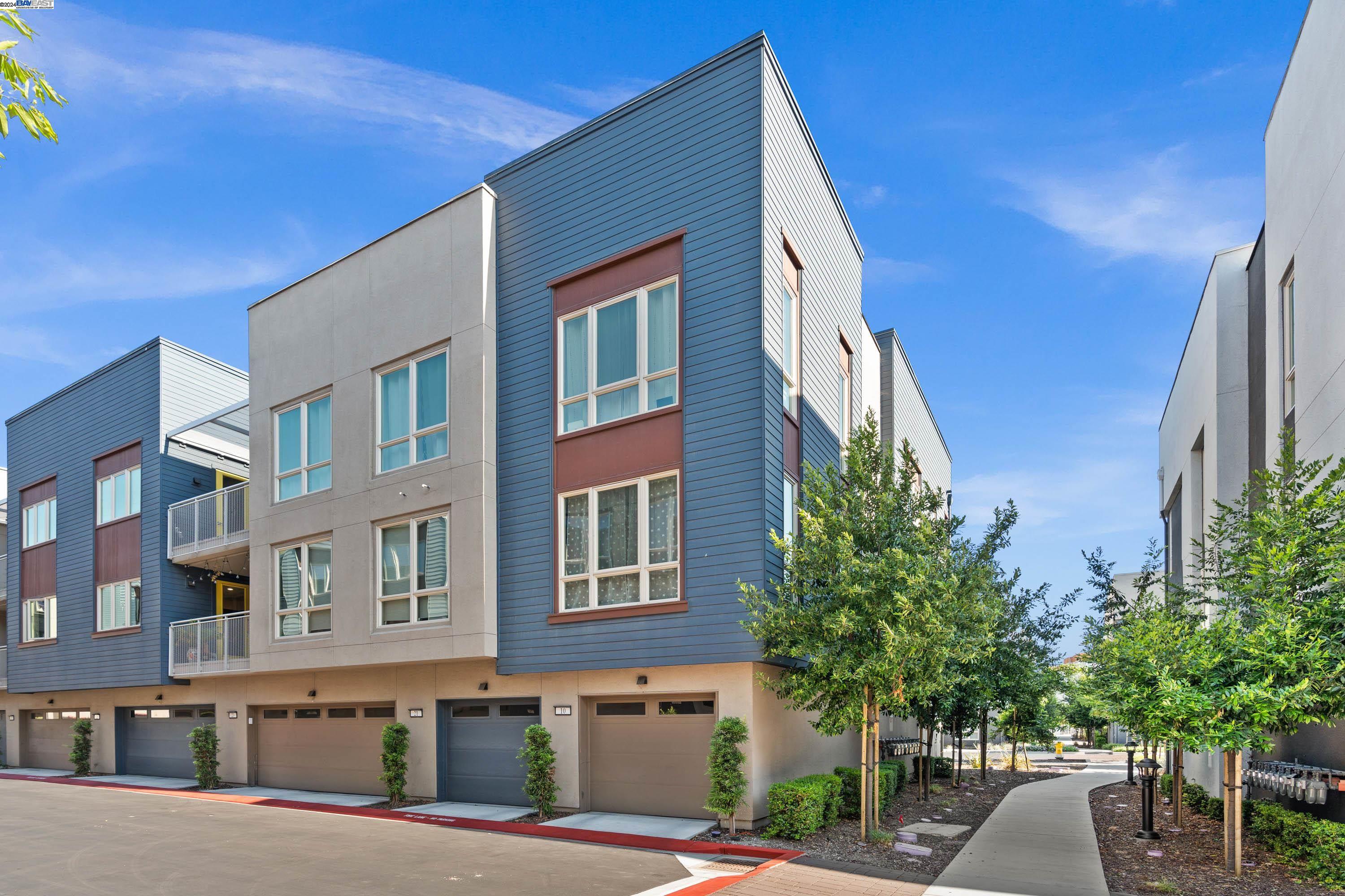 Detail Gallery Image 1 of 1 For 1655 Delano St #10,  Milpitas,  CA 95035 - 2 Beds | 2 Baths