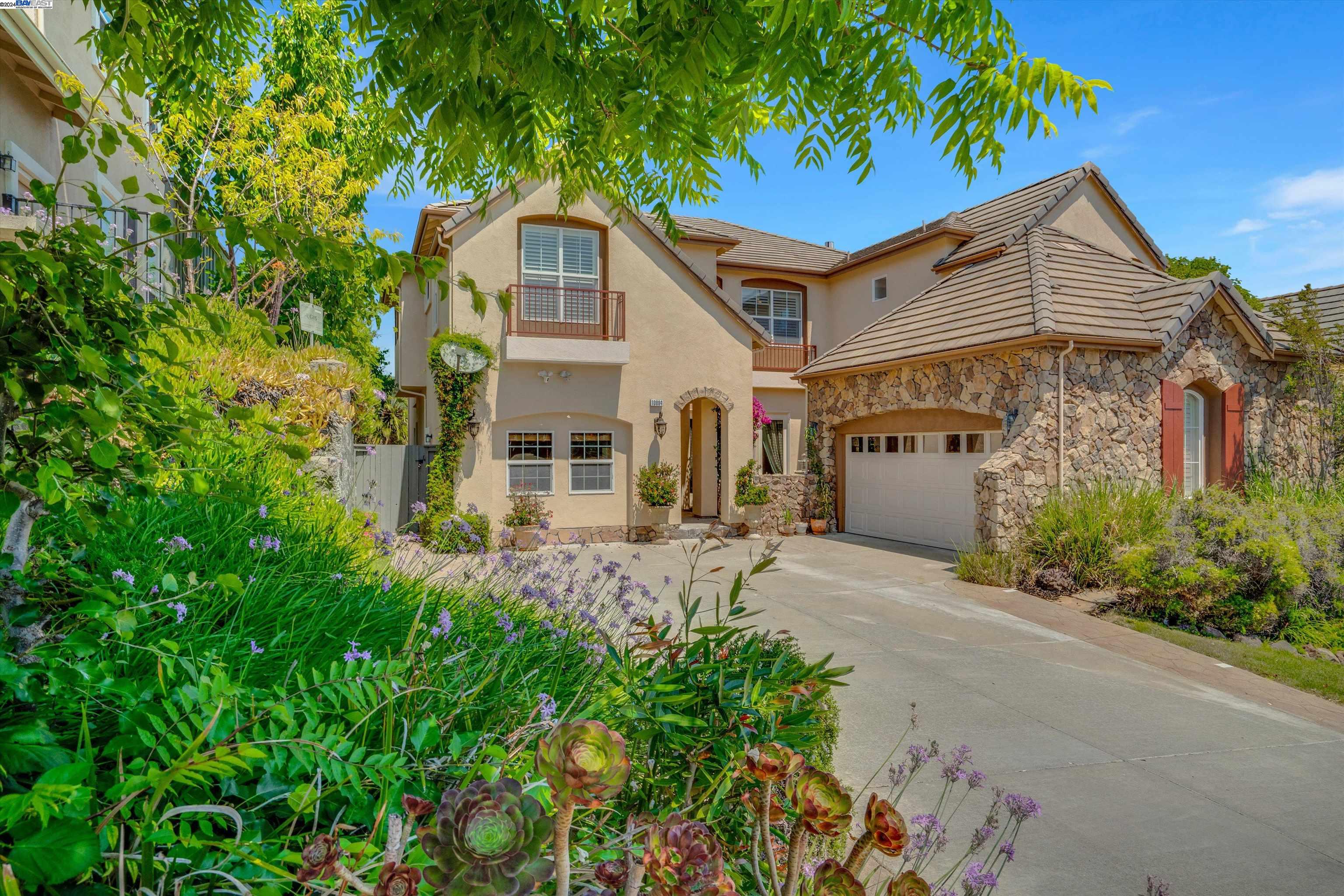 10884 Inspiration Cir