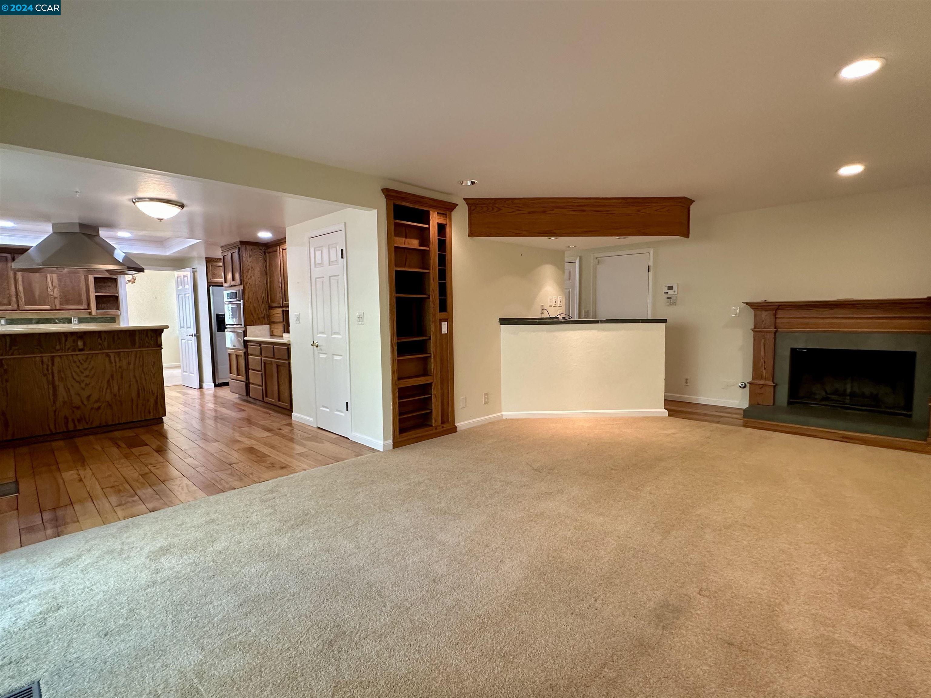 Detail Gallery Image 11 of 35 For 403 Jensen Ct, Danville,  CA 94526 - 3 Beds | 2/1 Baths