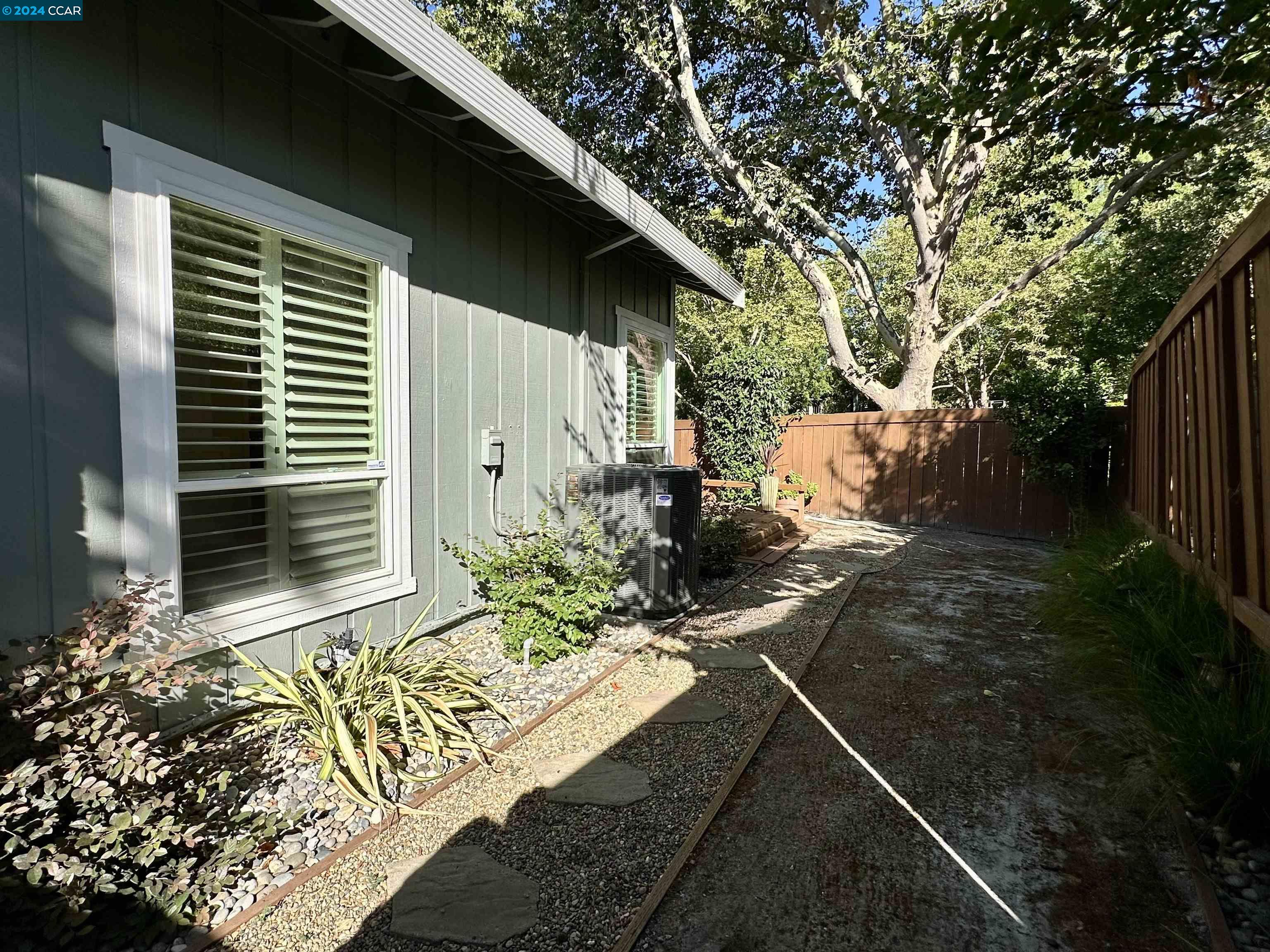 Detail Gallery Image 26 of 35 For 403 Jensen Ct, Danville,  CA 94526 - 3 Beds | 2/1 Baths