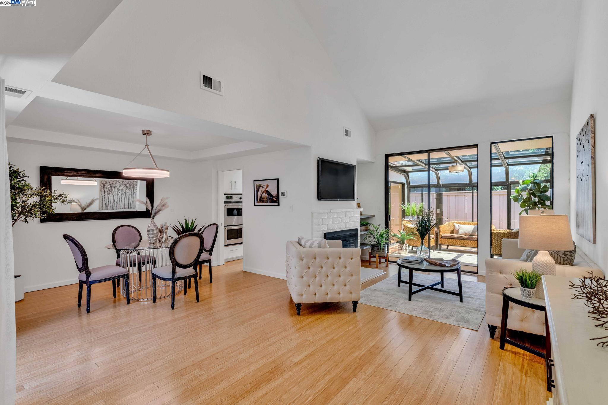 Photo #5: 41065809 Listing 