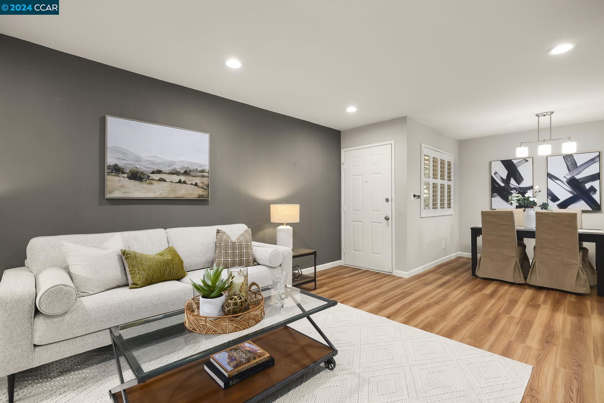Photo #4: 41065862 Listing 