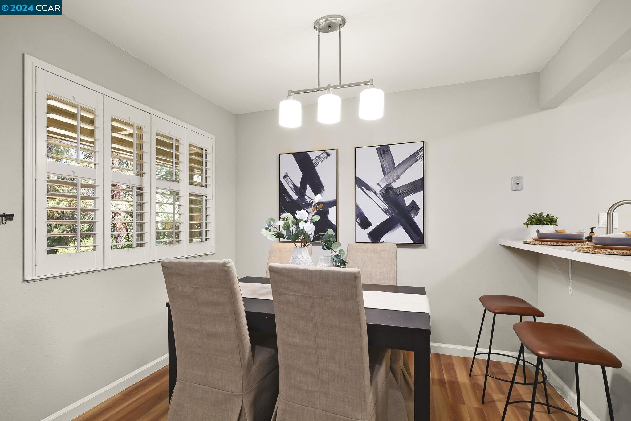 Photo #5: 41065862 Listing 
