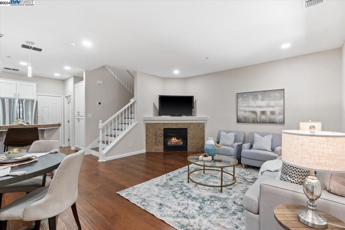 Photo #6: 41065877 Listing 