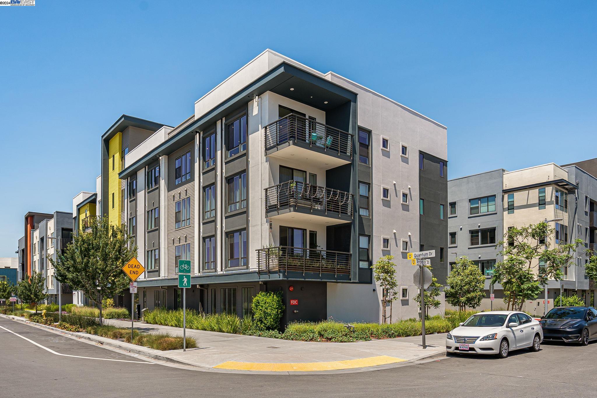 Detail Gallery Image 1 of 1 For 3873 Quantum Drive #401,  Fremont,  CA 94538 - 3 Beds | 2/1 Baths