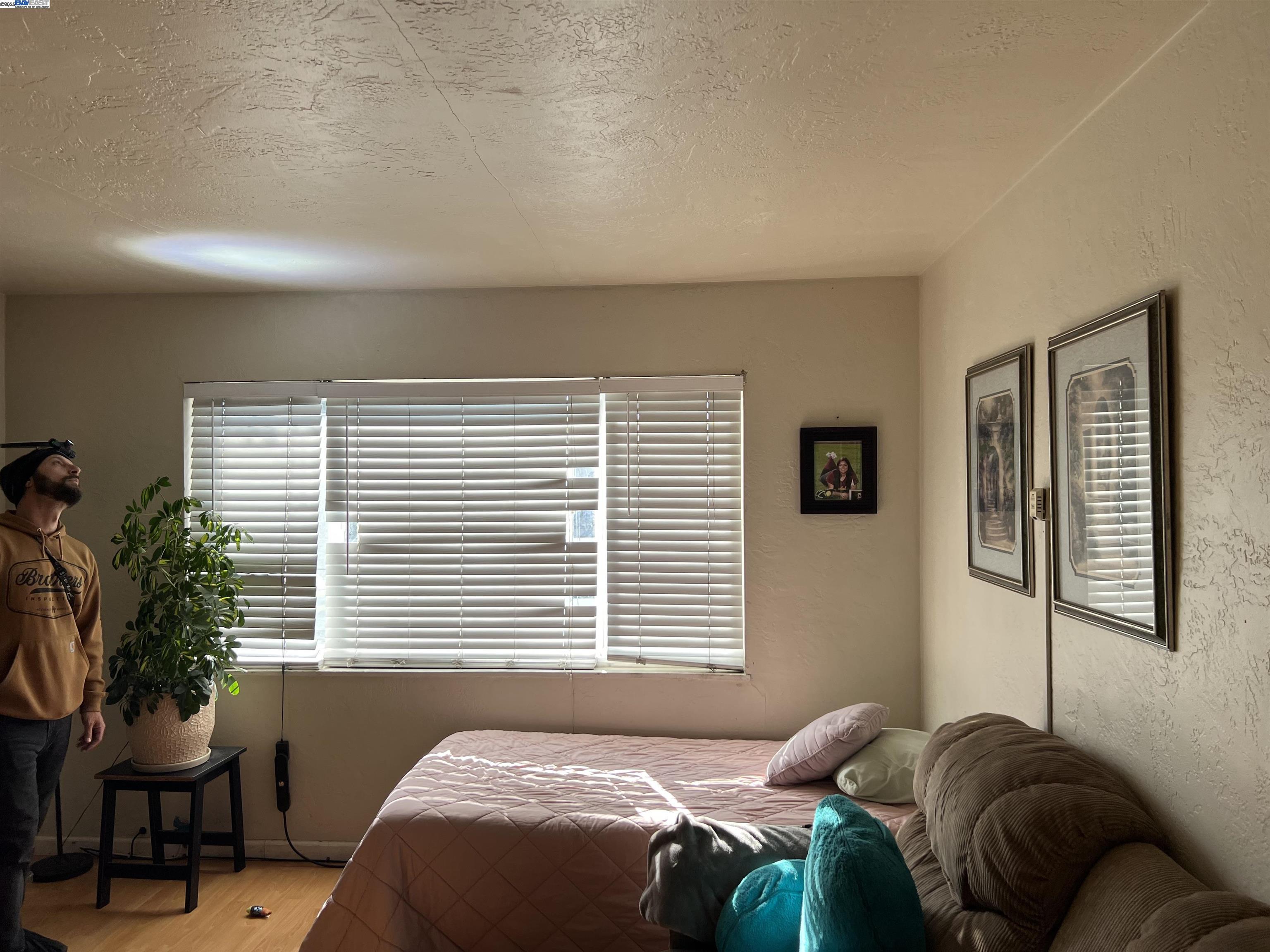 10926 Bancroft Ave, Oakland, California 94603, ,Residential Income,For Sale,10926 Bancroft Ave,41066046