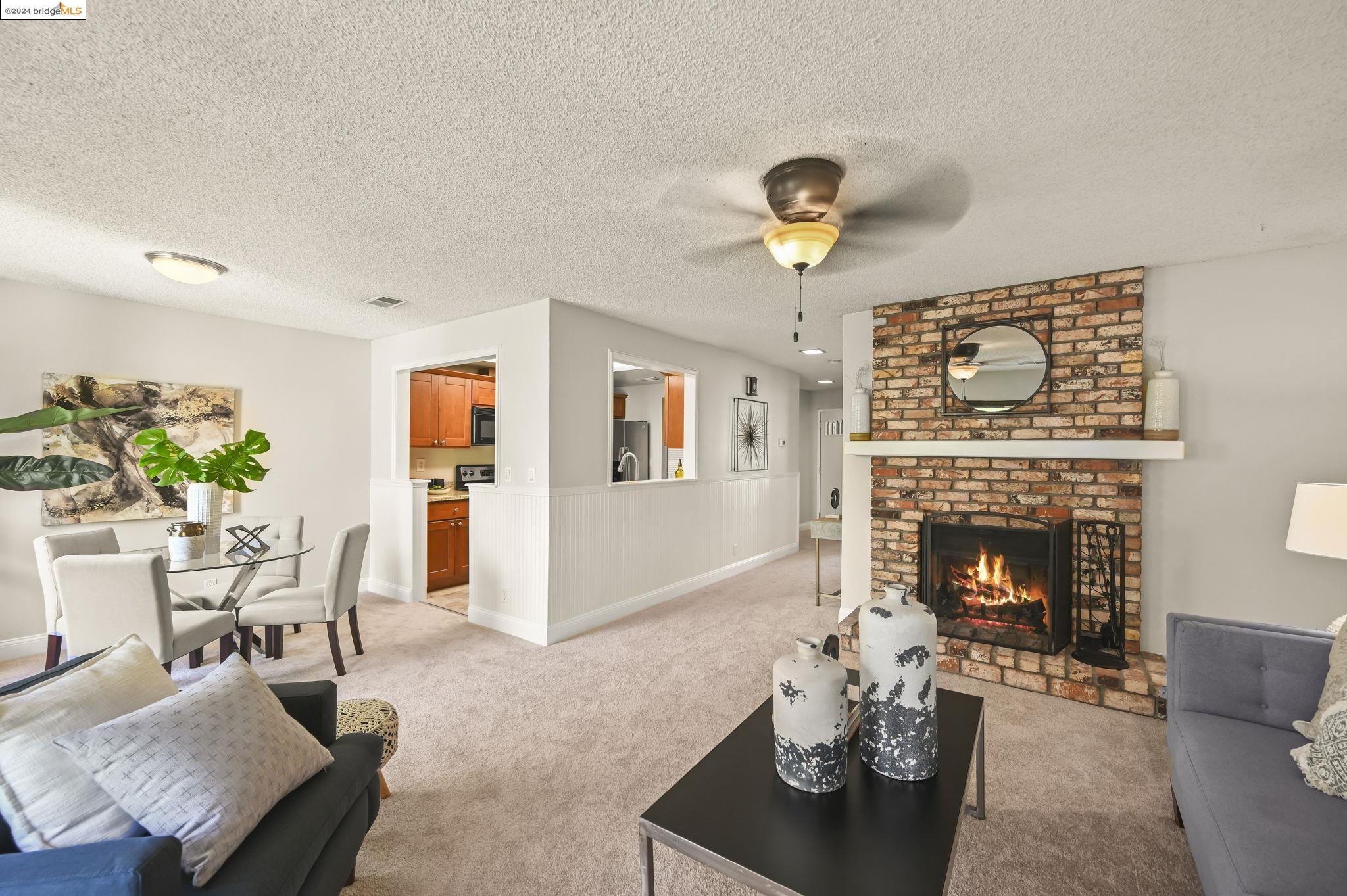 Photo #2: 41066085 Listing 
