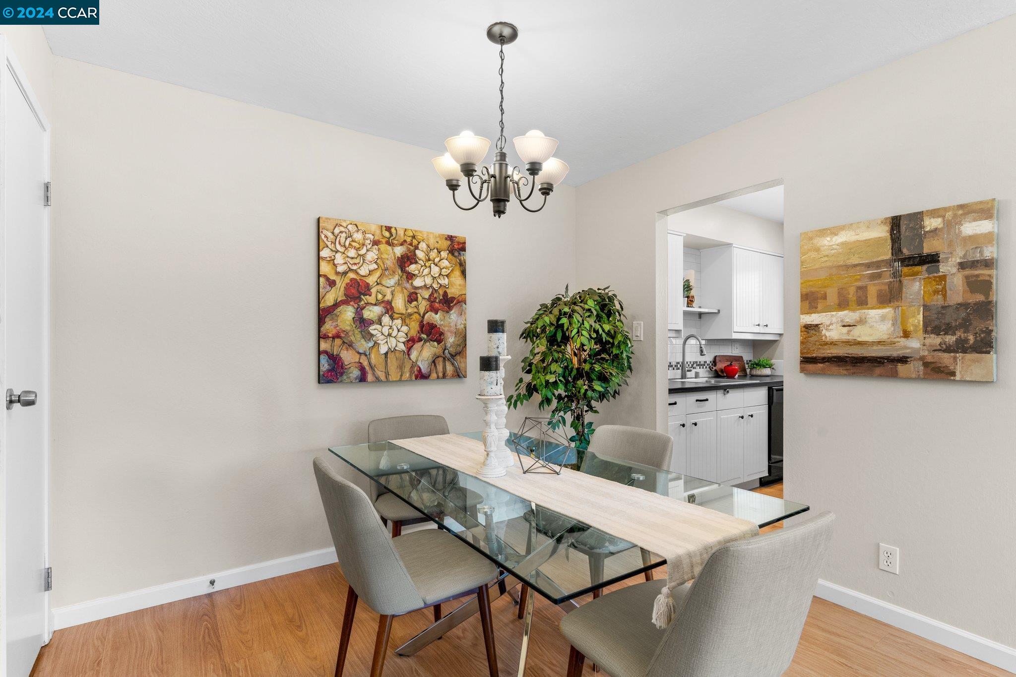 Photo #4: 41066119 Listing 