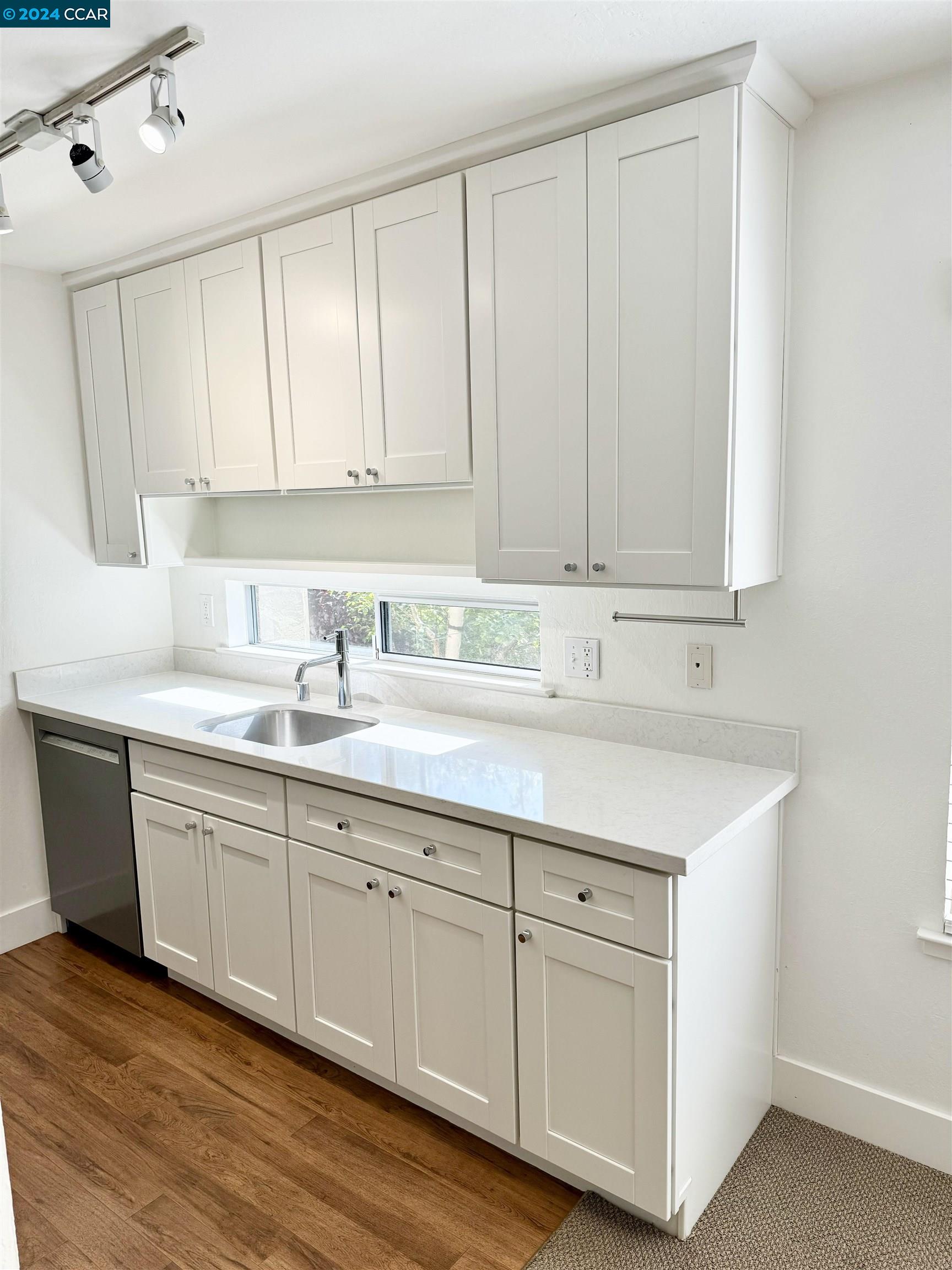 Photo #5: 41066190 Listing 