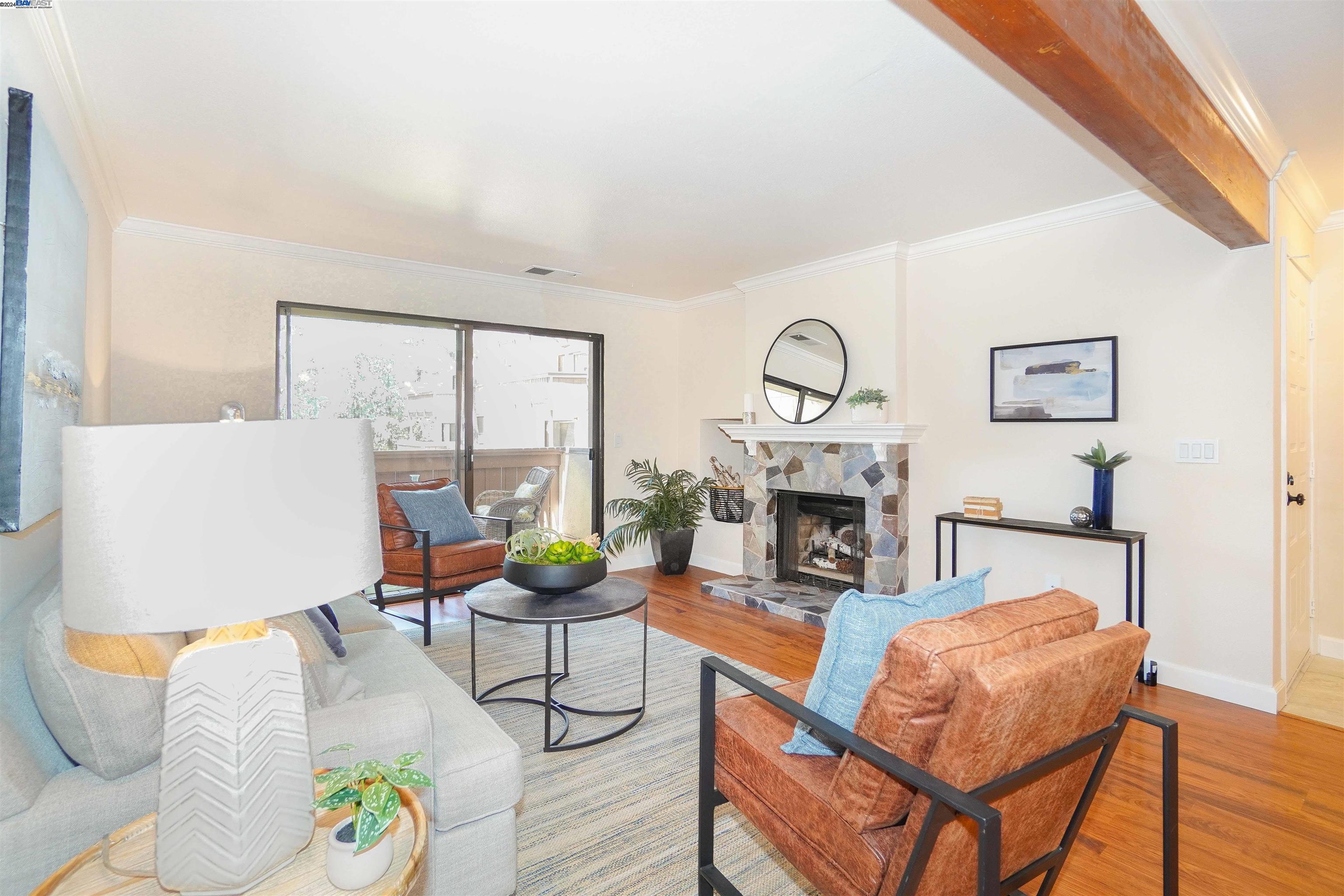 More Details about MLS # 41066299 : 2055 SIERRA RD # 107