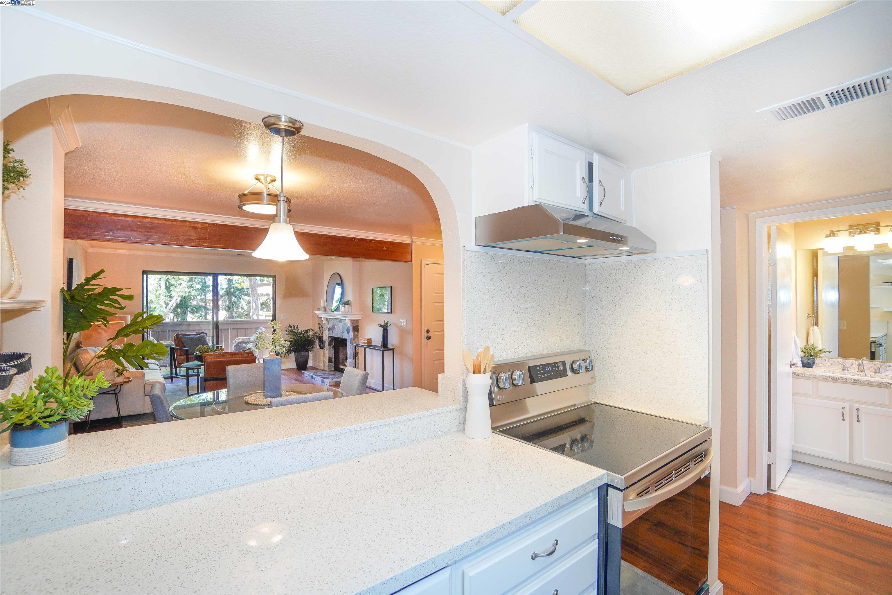 Photo #4: 41066299 Listing 