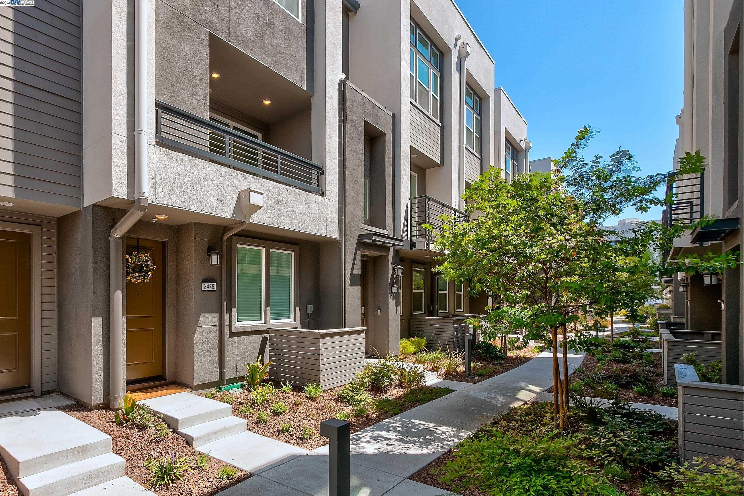 Detail Gallery Image 1 of 1 For 3478 Router Cmn, Fremont,  CA 94538 - 2 Beds | 2/1 Baths