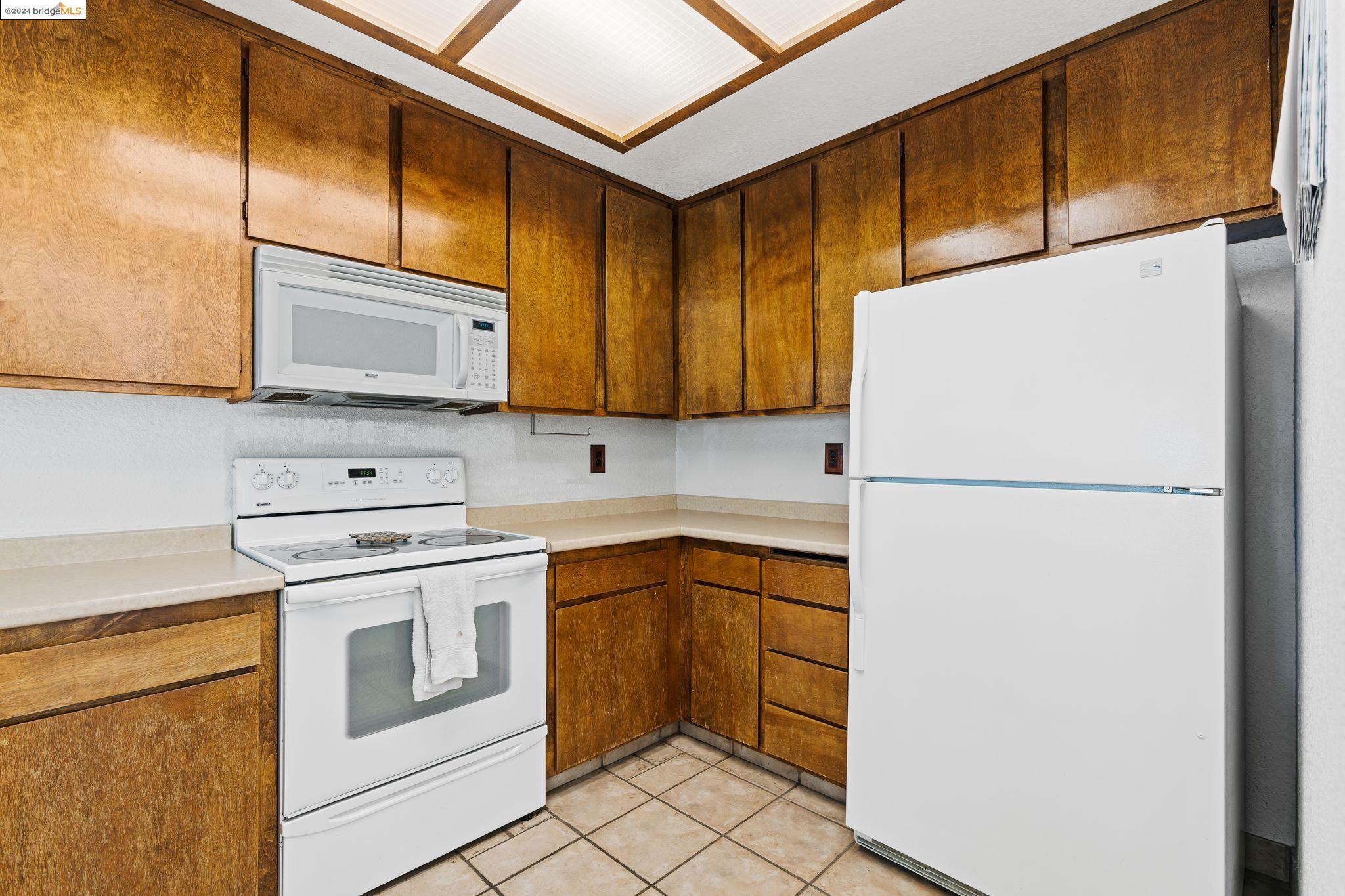 Detail Gallery Image 14 of 36 For 3507 Dameron Pl, Antioch,  CA 94509 - 3 Beds | 2/1 Baths