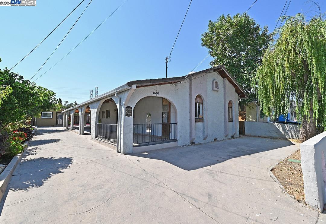 Detail Gallery Image 1 of 1 For 1559 Michigan Ave, –,  CA 95002 - 3 Beds | 1 Baths
