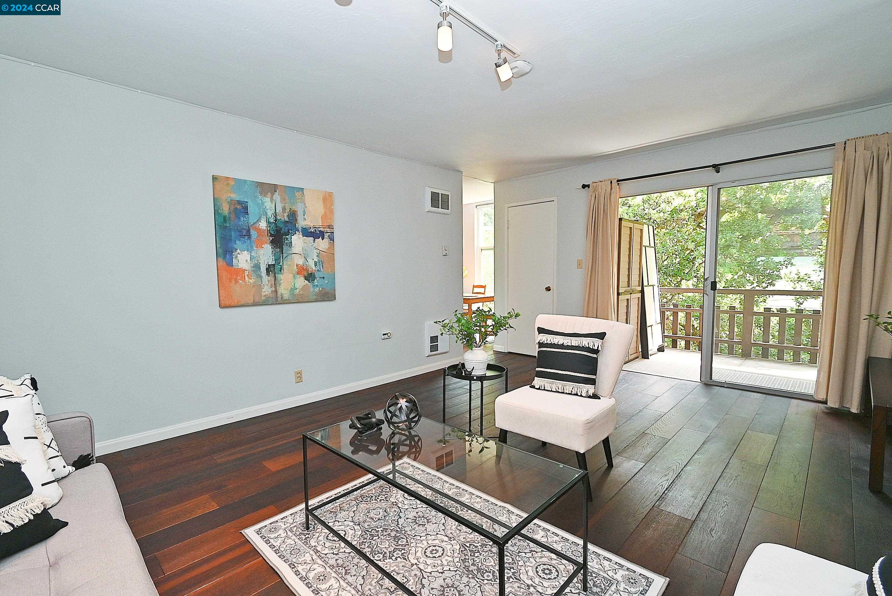 Photo #4: 41066349 Listing 