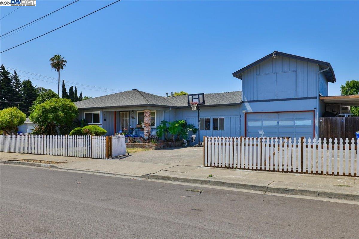 Detail Gallery Image 1 of 1 For 36471 Feliz Court, Fremont,  CA 94536 - 3 Beds | 2 Baths