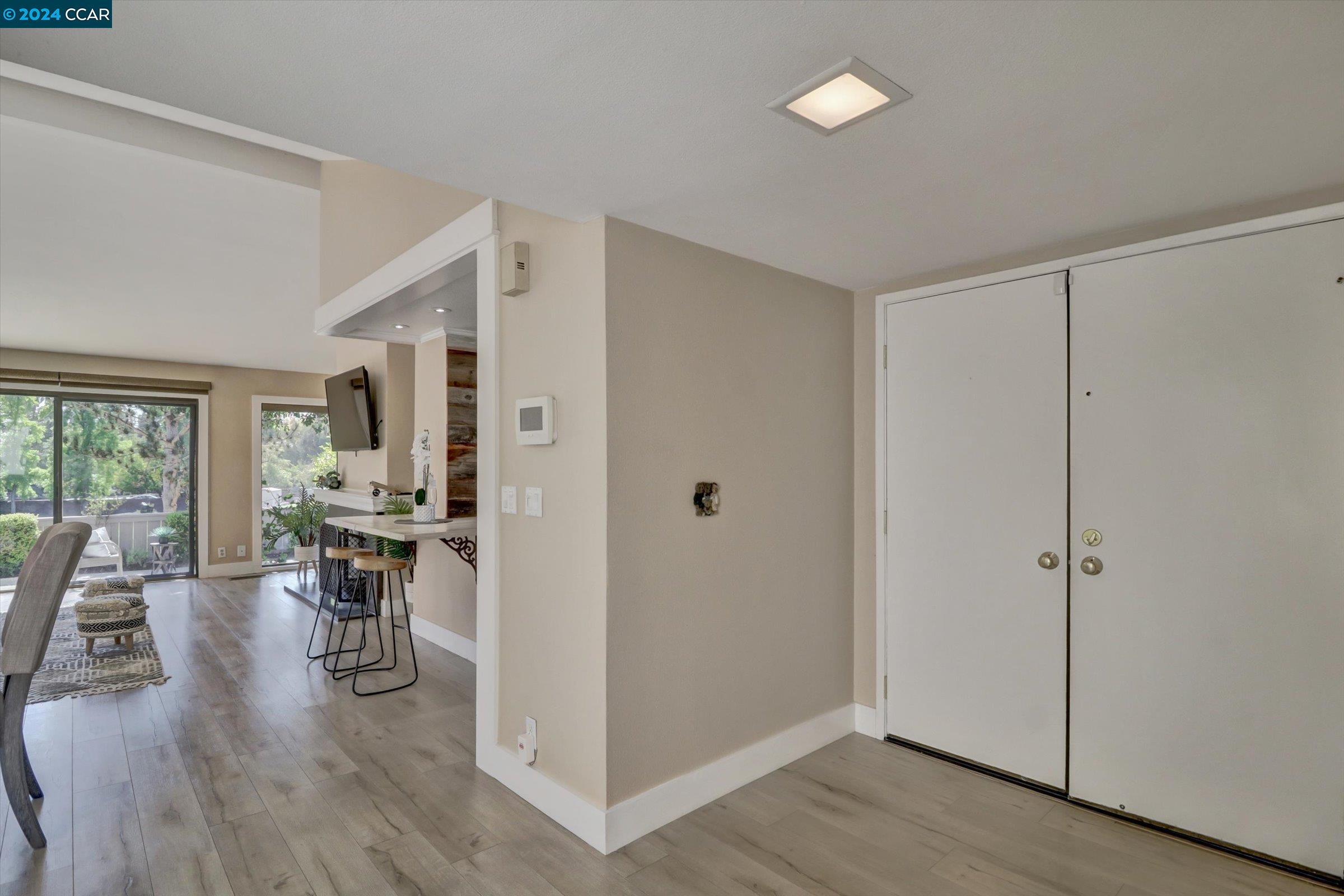 Photo #5: 41066402 Listing 