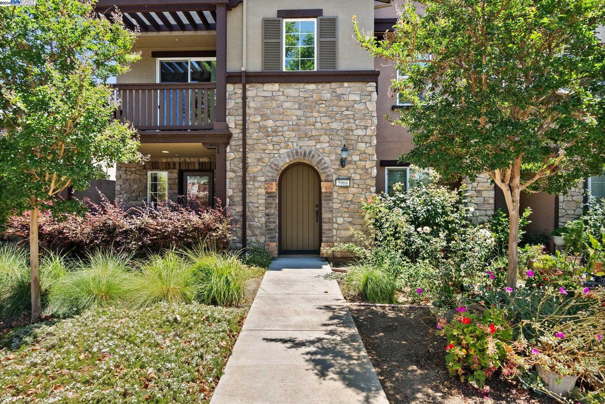 Photo #4: 41066420 Listing 