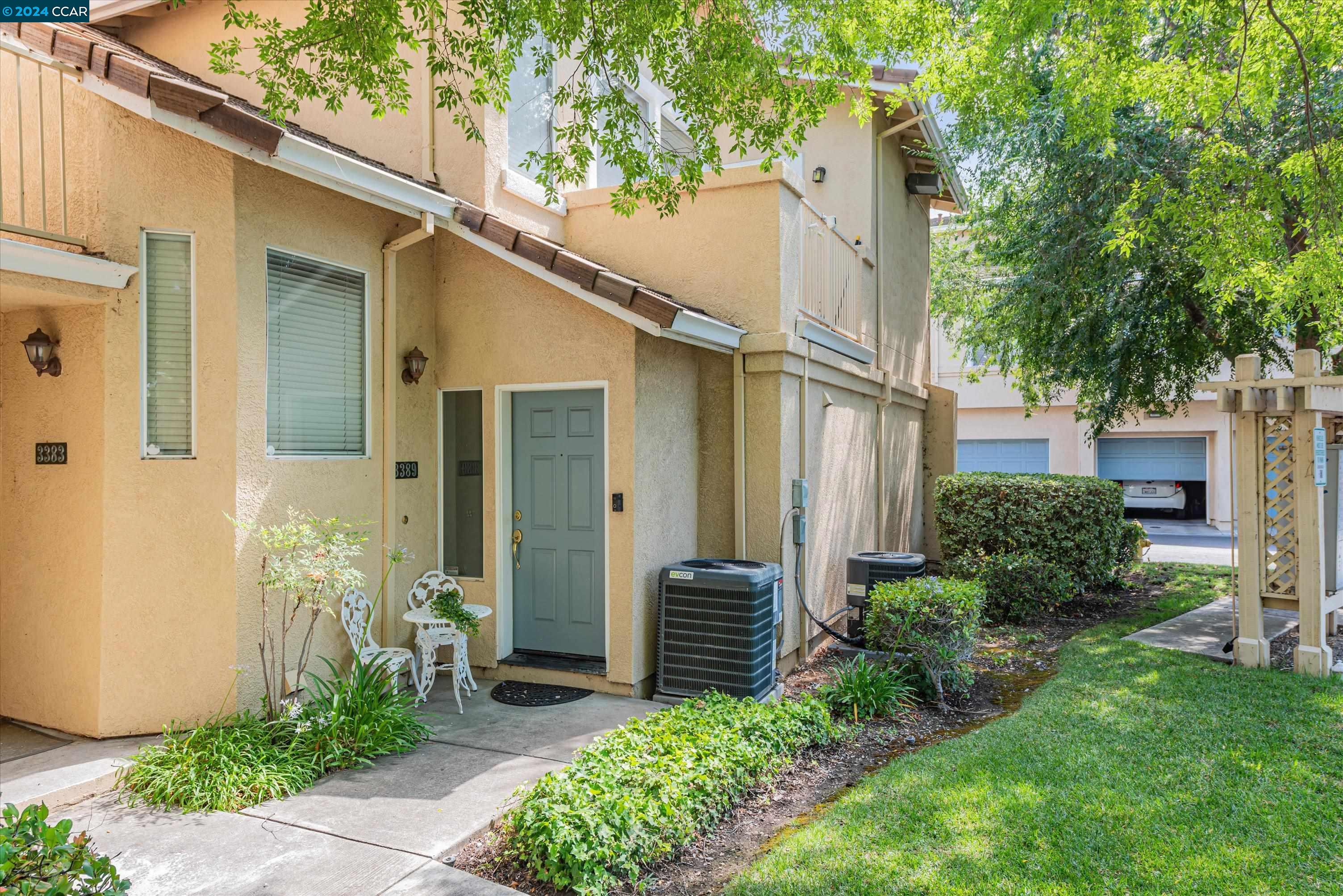 Detail Gallery Image 1 of 1 For 3389 City Lights Pl, San Jose,  CA 95136 - 2 Beds | 2 Baths