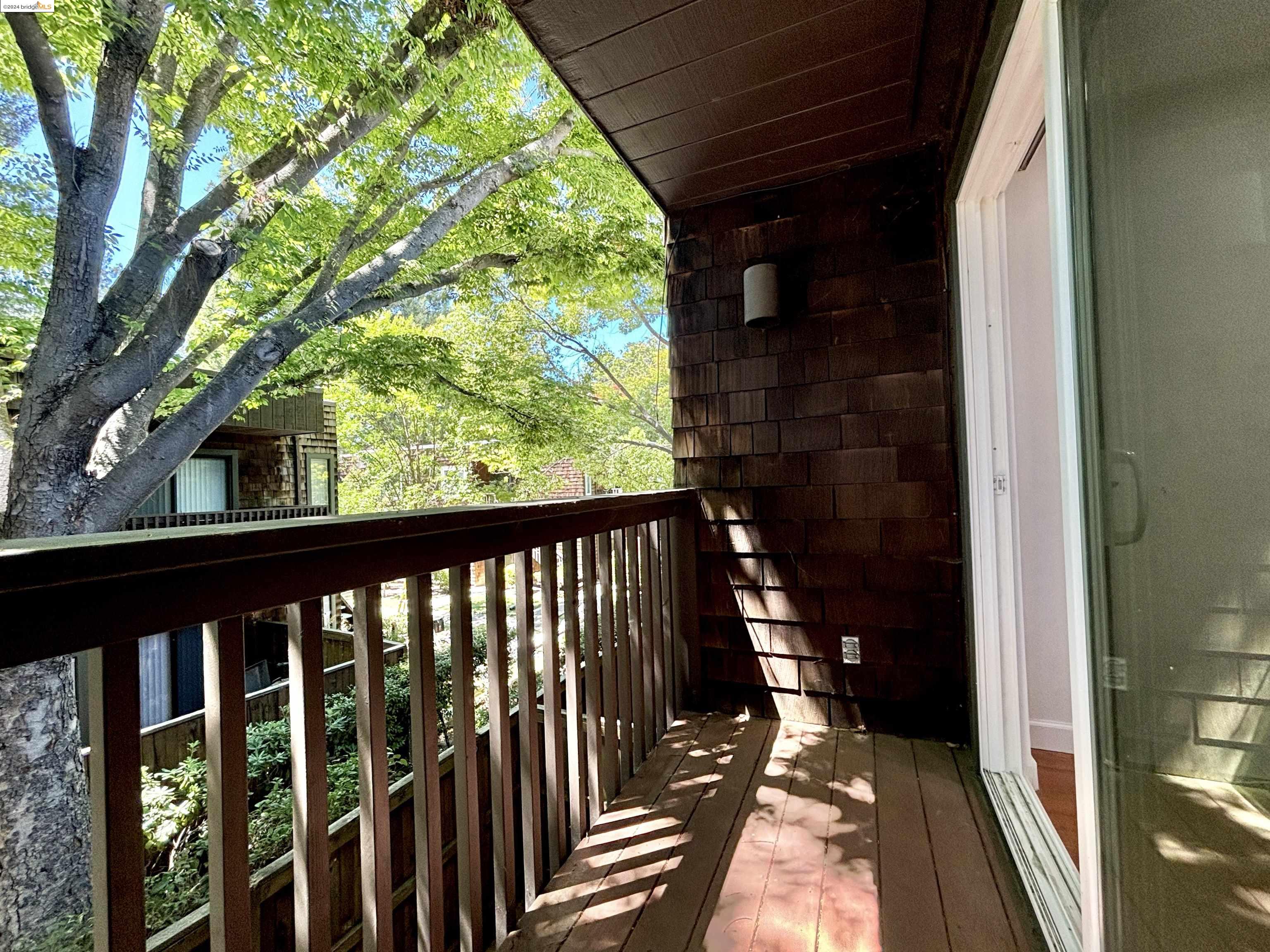 Photo #6: 41066600 Listing 
