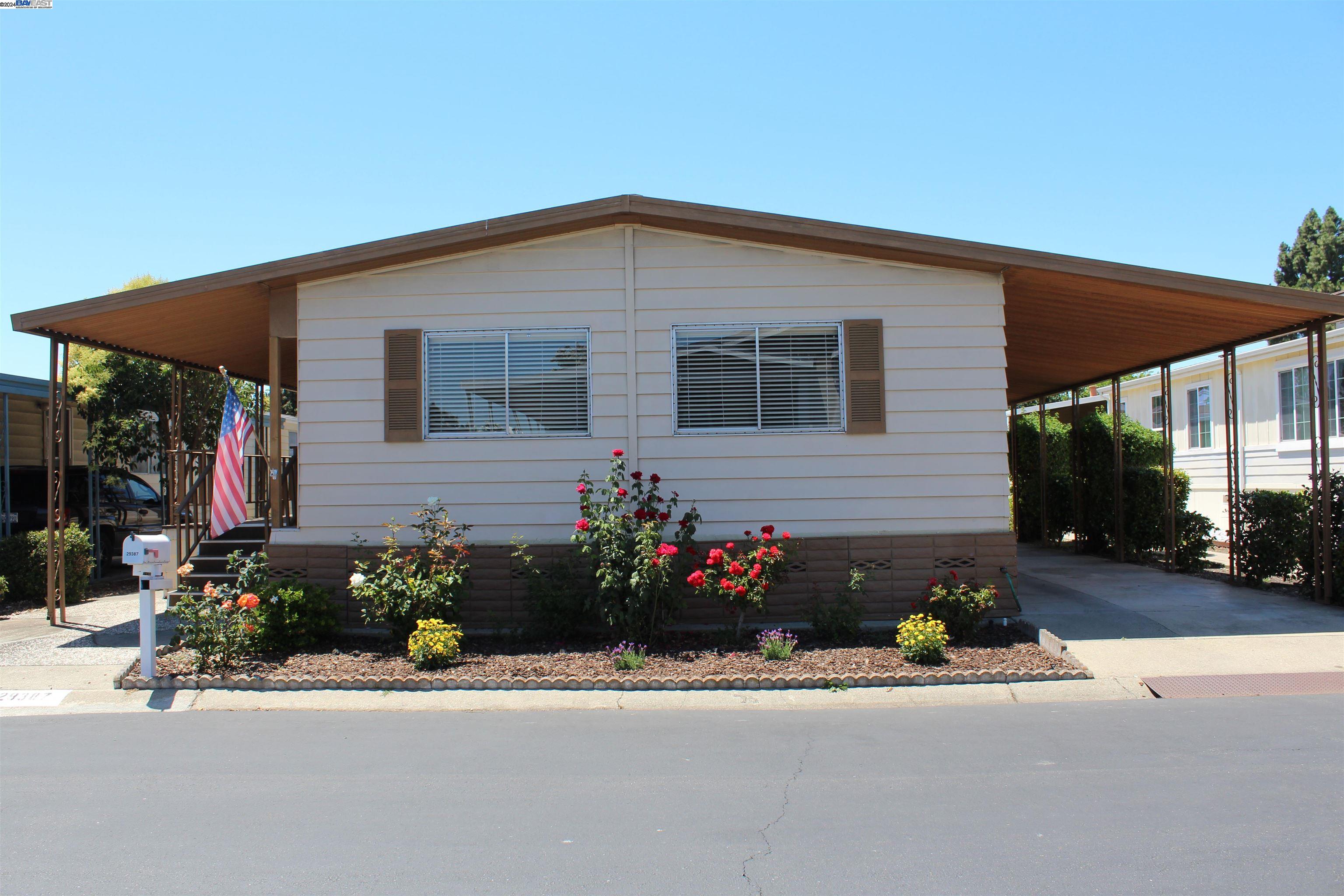 Detail Gallery Image 1 of 1 For 29387 New Hampshire Way, Hayward,  CA 94544 - 2 Beds | 2 Baths