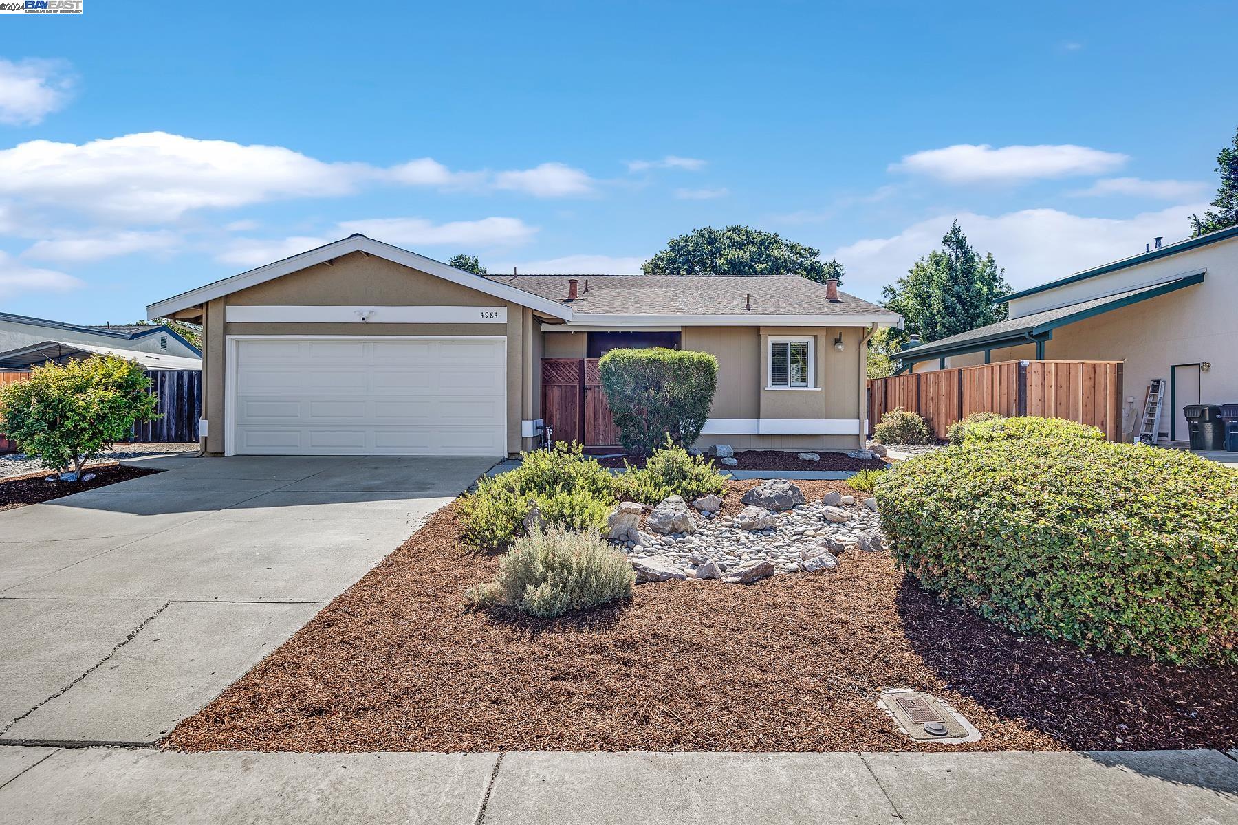 Detail Gallery Image 1 of 1 For 4984 Lyra Ct, Livermore,  CA 94551 - 3 Beds | 2 Baths