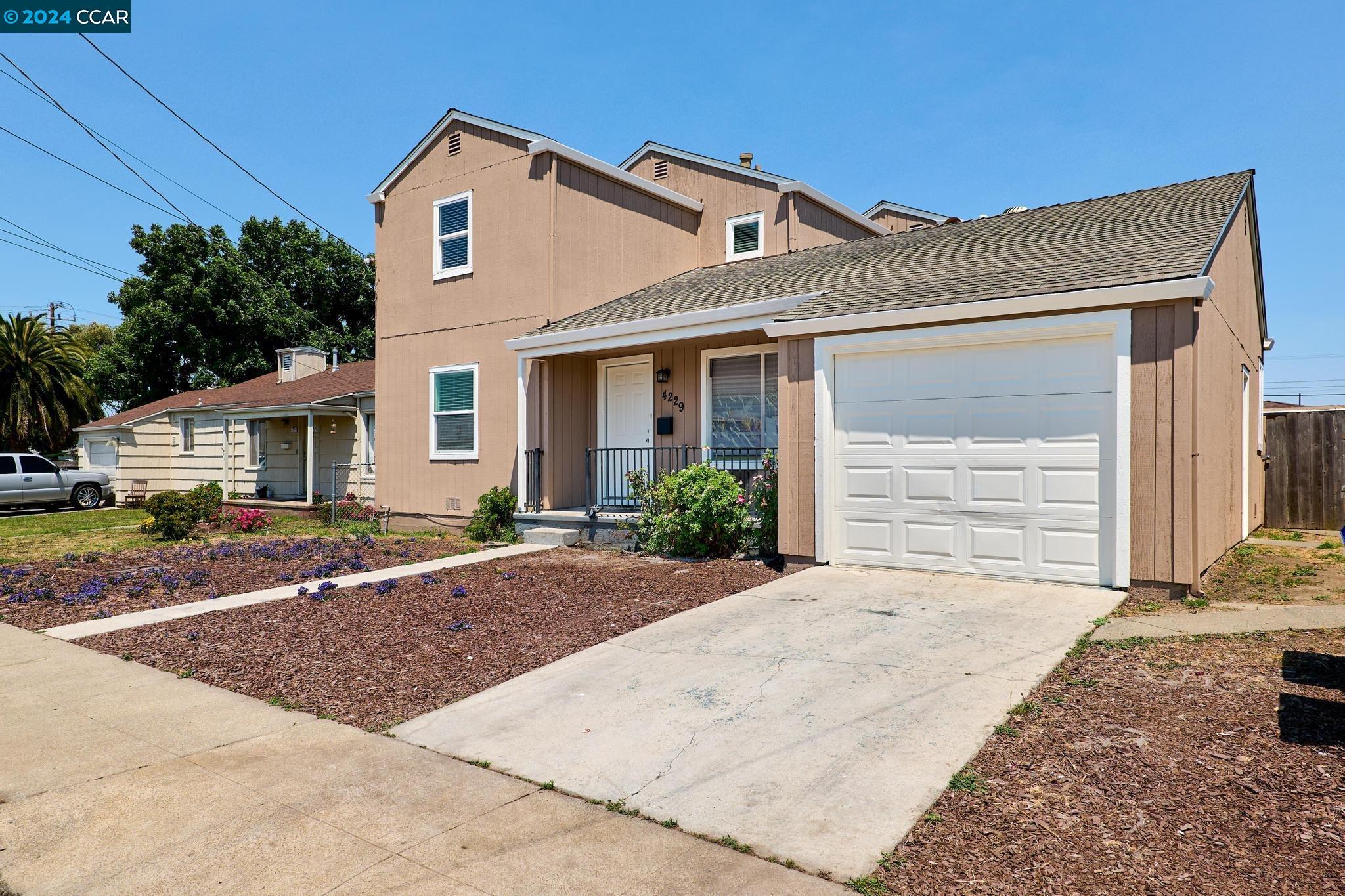 Detail Gallery Image 1 of 1 For 4229 Florida Ave, Richmond,  CA 94804 - 4 Beds | 2 Baths