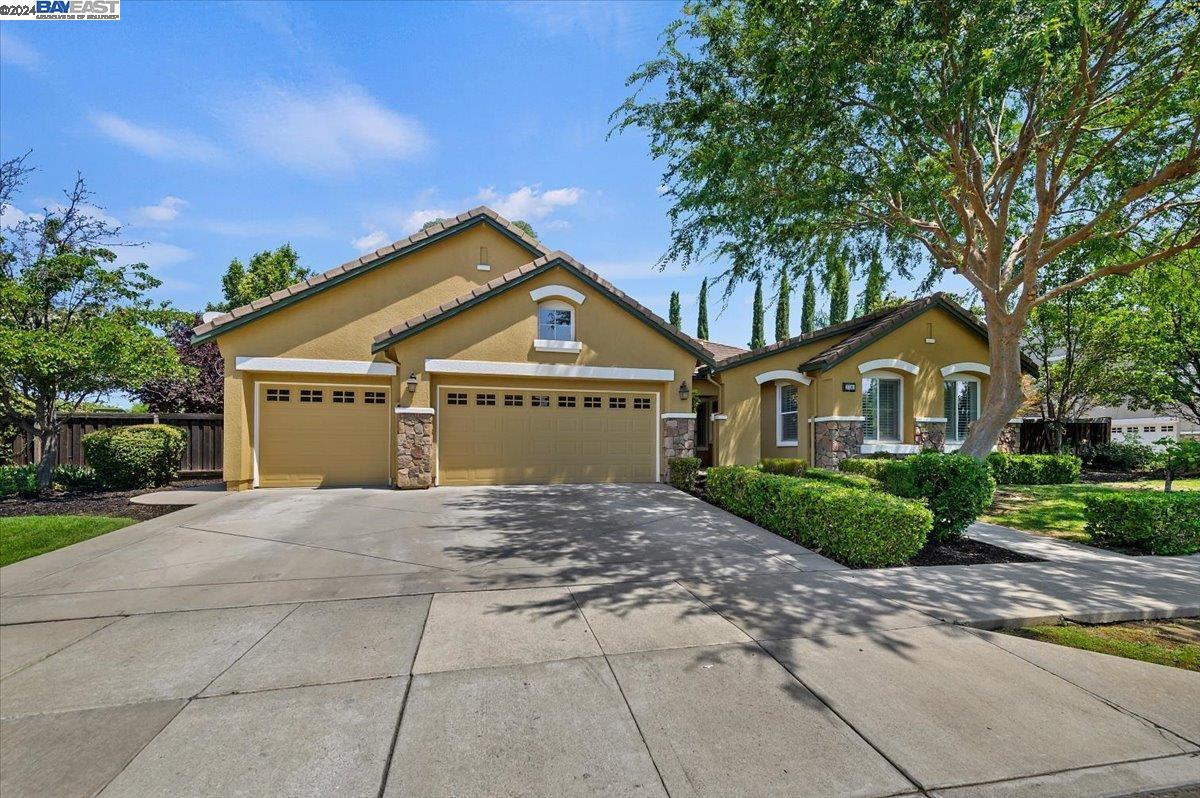 Detail Gallery Image 1 of 1 For 1796 Giotto Dr, Brentwood,  CA 94513 - 4 Beds | 3 Baths