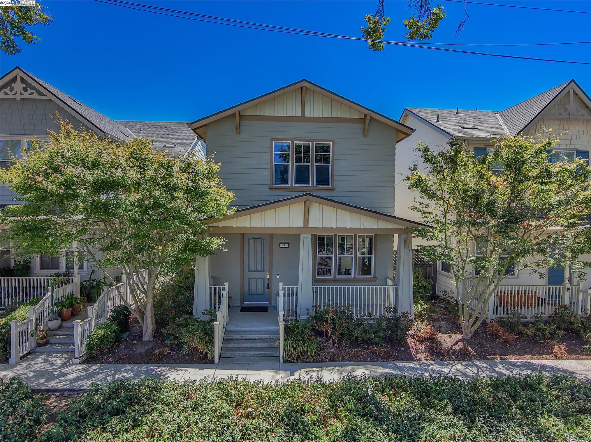 Detail Gallery Image 1 of 1 For 391 B St, Hayward,  CA 94541 - 4 Beds | 2/1 Baths