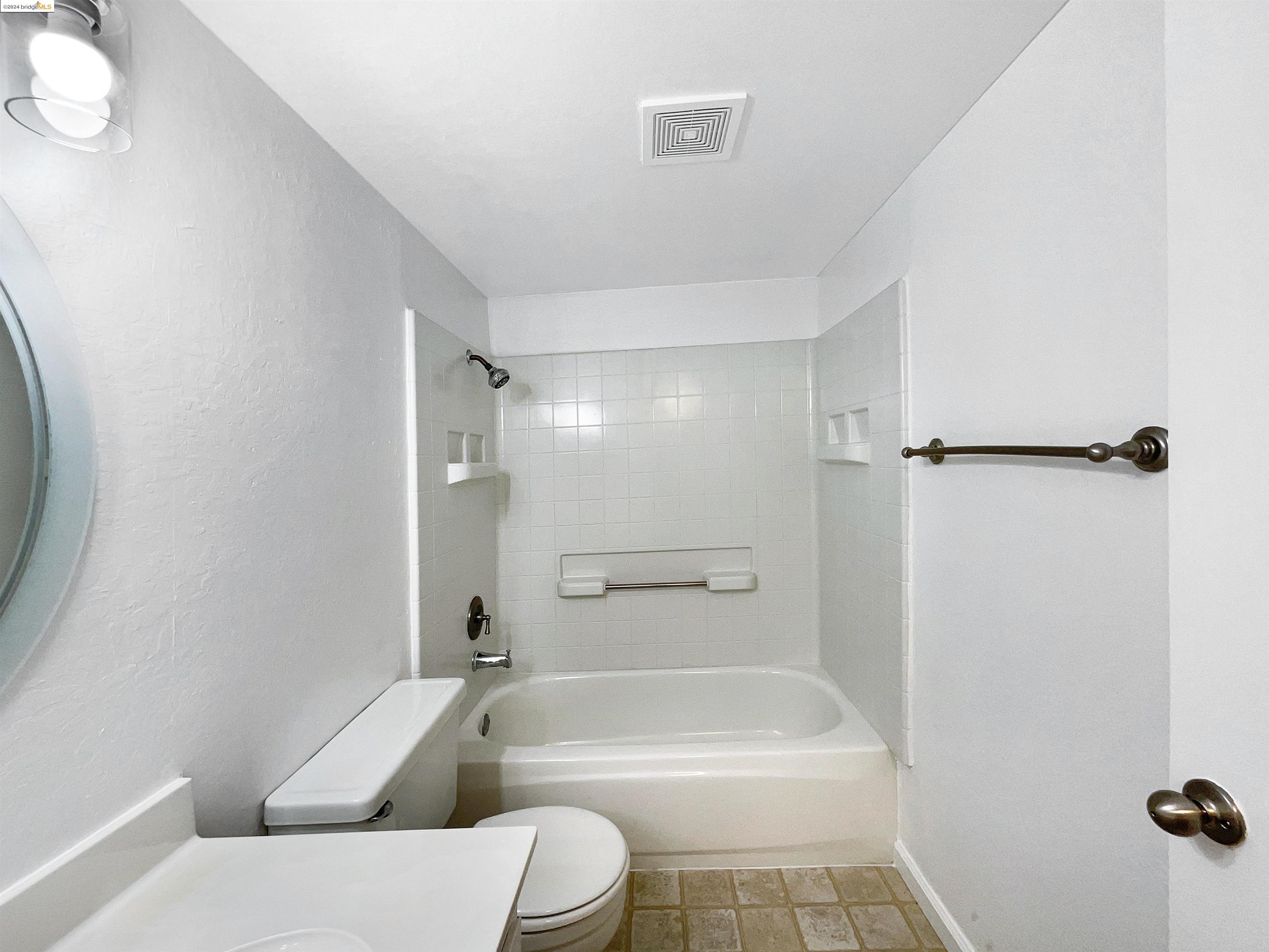 Detail Gallery Image 22 of 37 For 816 Camelback, Pleasant Hill,  CA 94523 - 2 Beds | 2 Baths