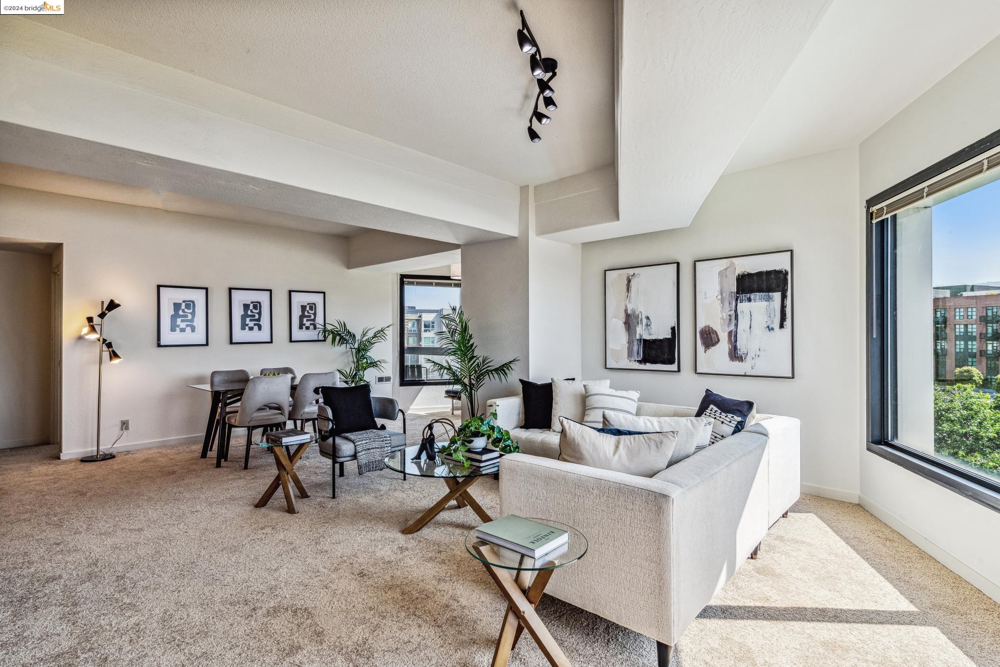 Photo #5: 41066789 Listing 