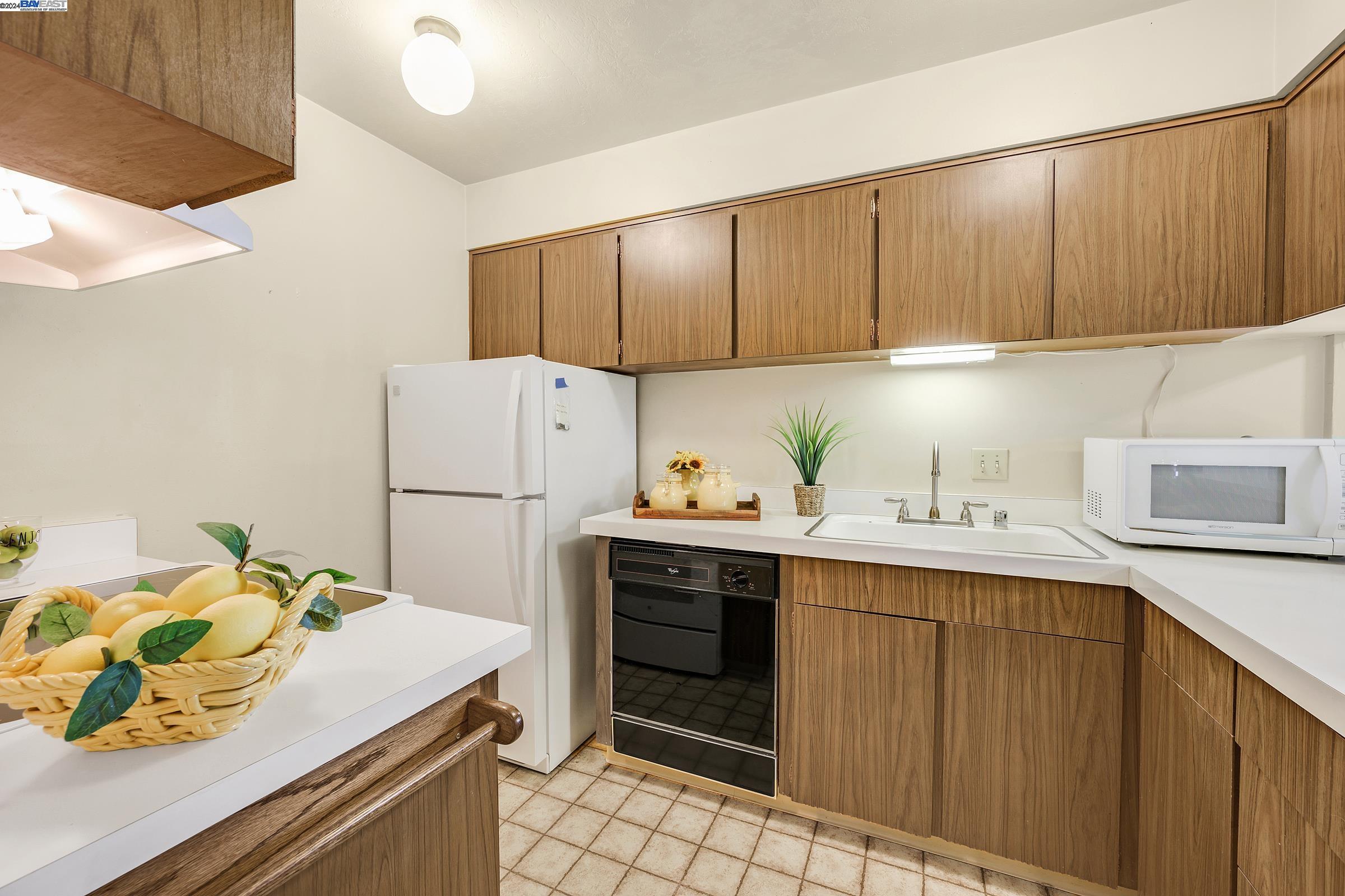 Photo #5: 41066822 Listing 