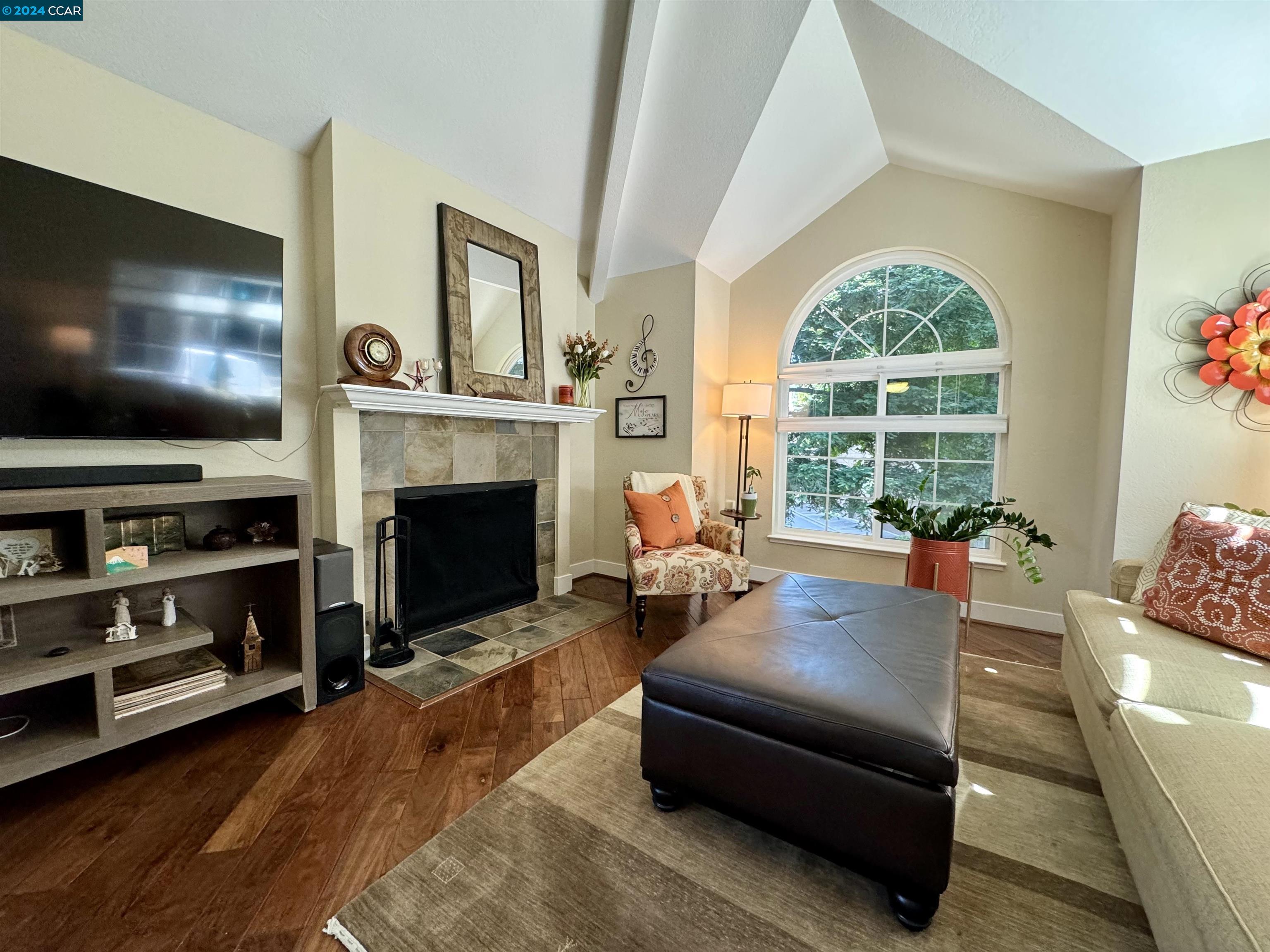 Photo #3: 41066878 Listing 