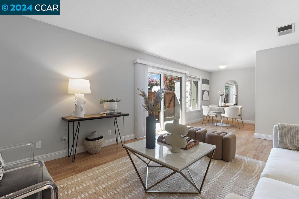 Photo #6: 41066880 Listing 