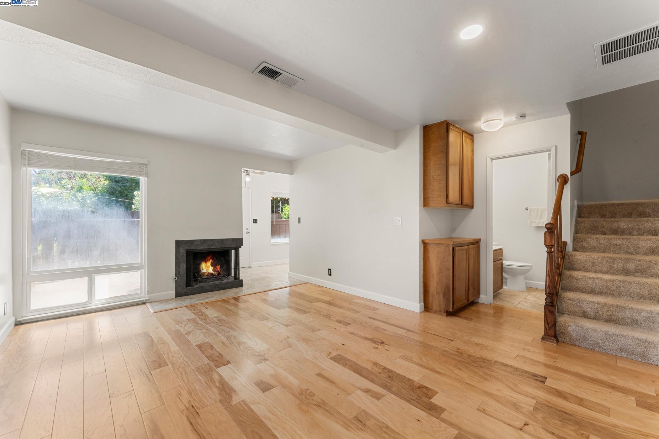Photo #5: 41066890 Listing 
