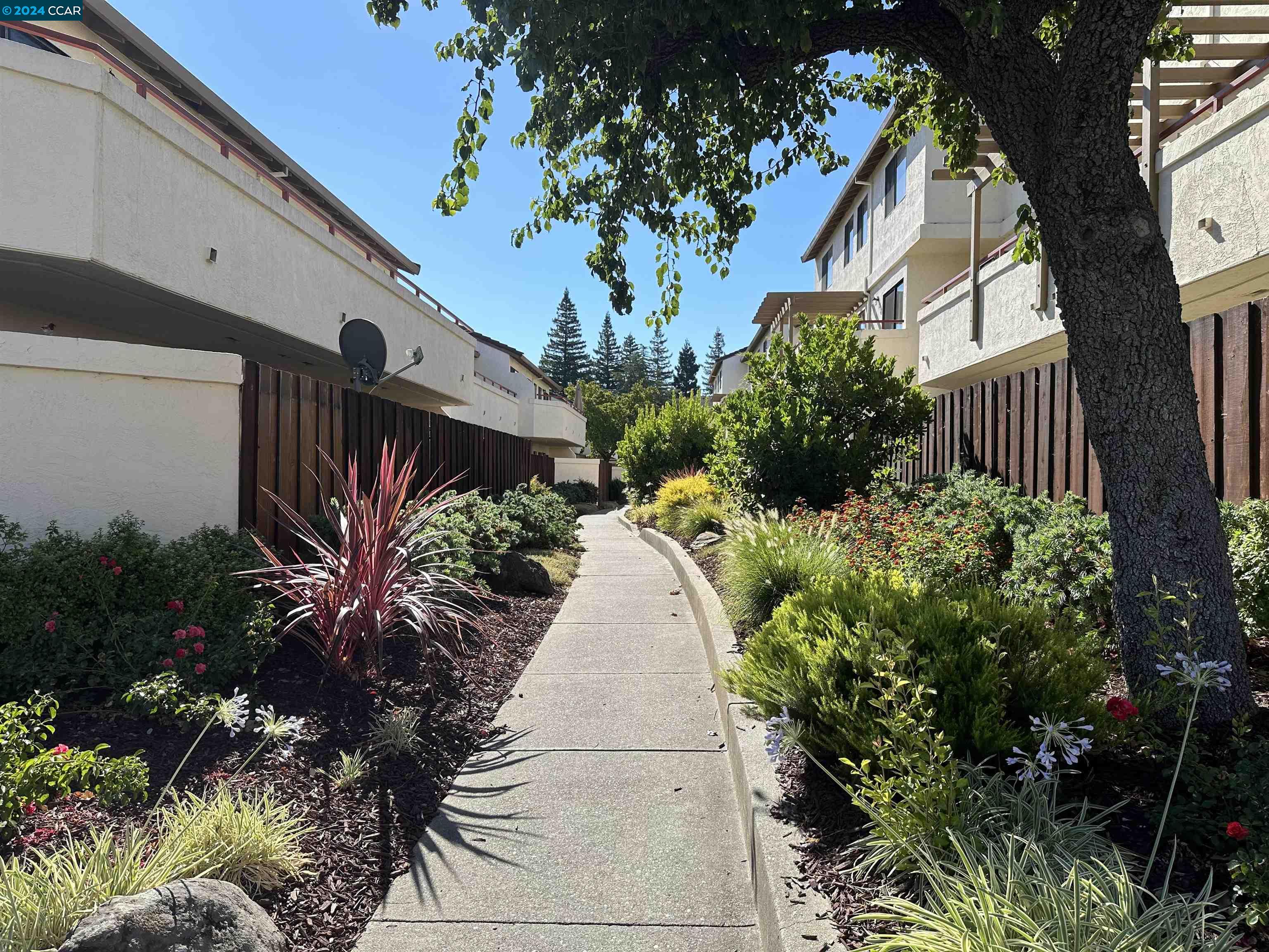 More Details about MLS # 41066951 : 5065 VALLEY CREST DR # 230