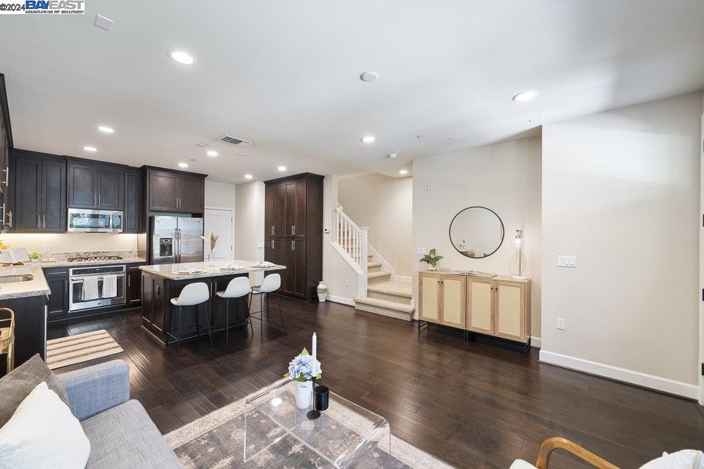Photo #5: 41066995 Listing 