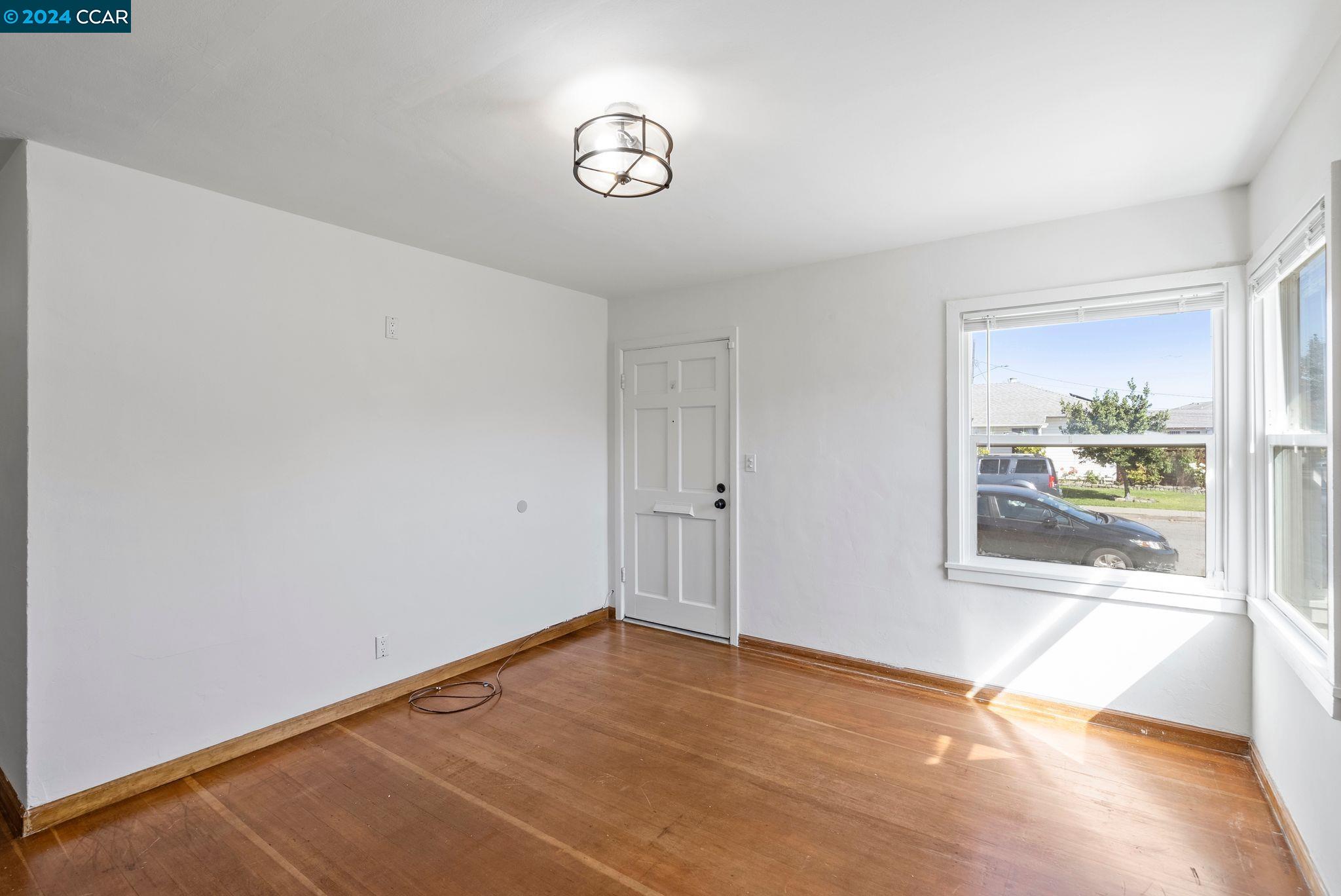 Photo #6: 41067023 Listing 