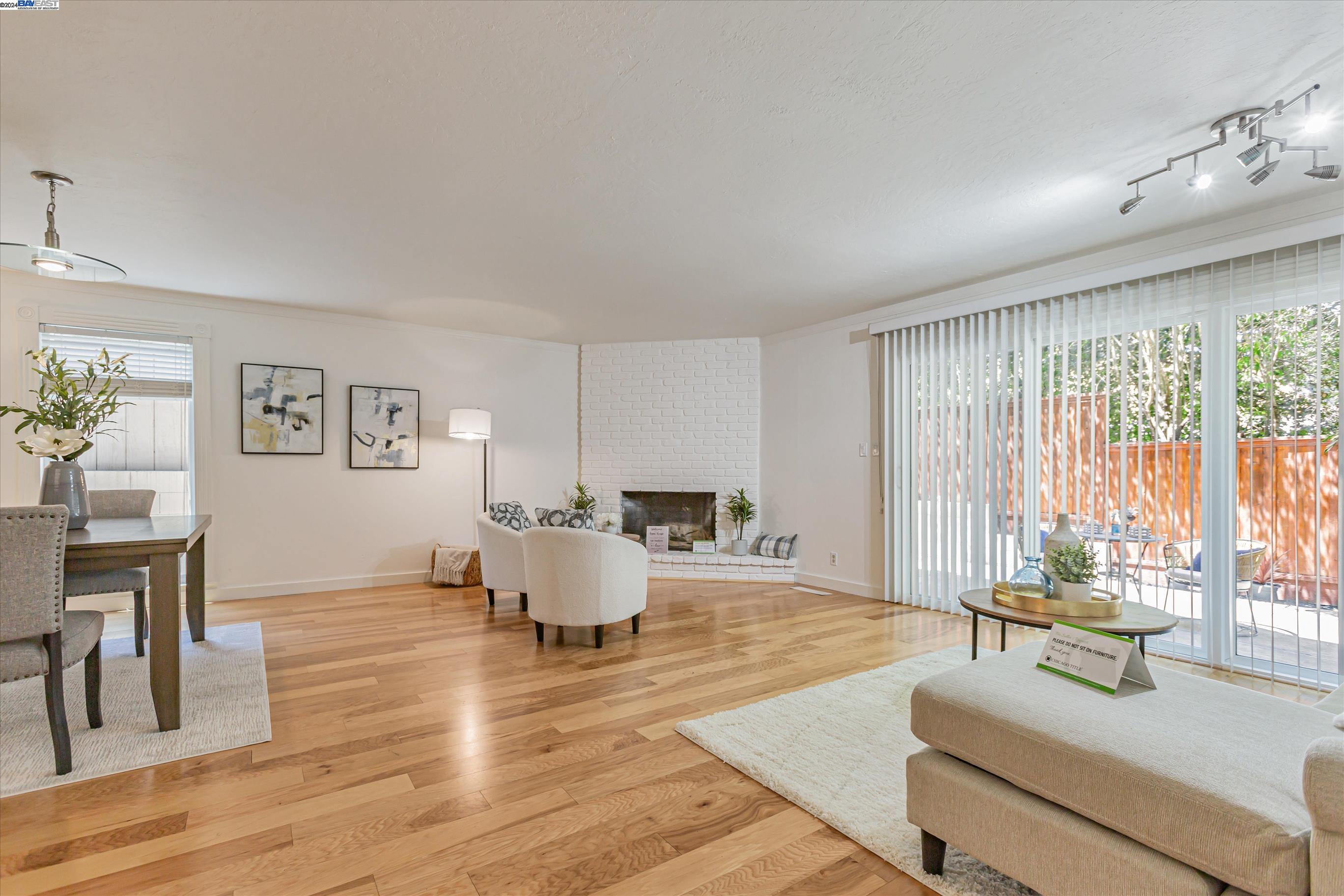 Photo #2: 41067081 Listing 
