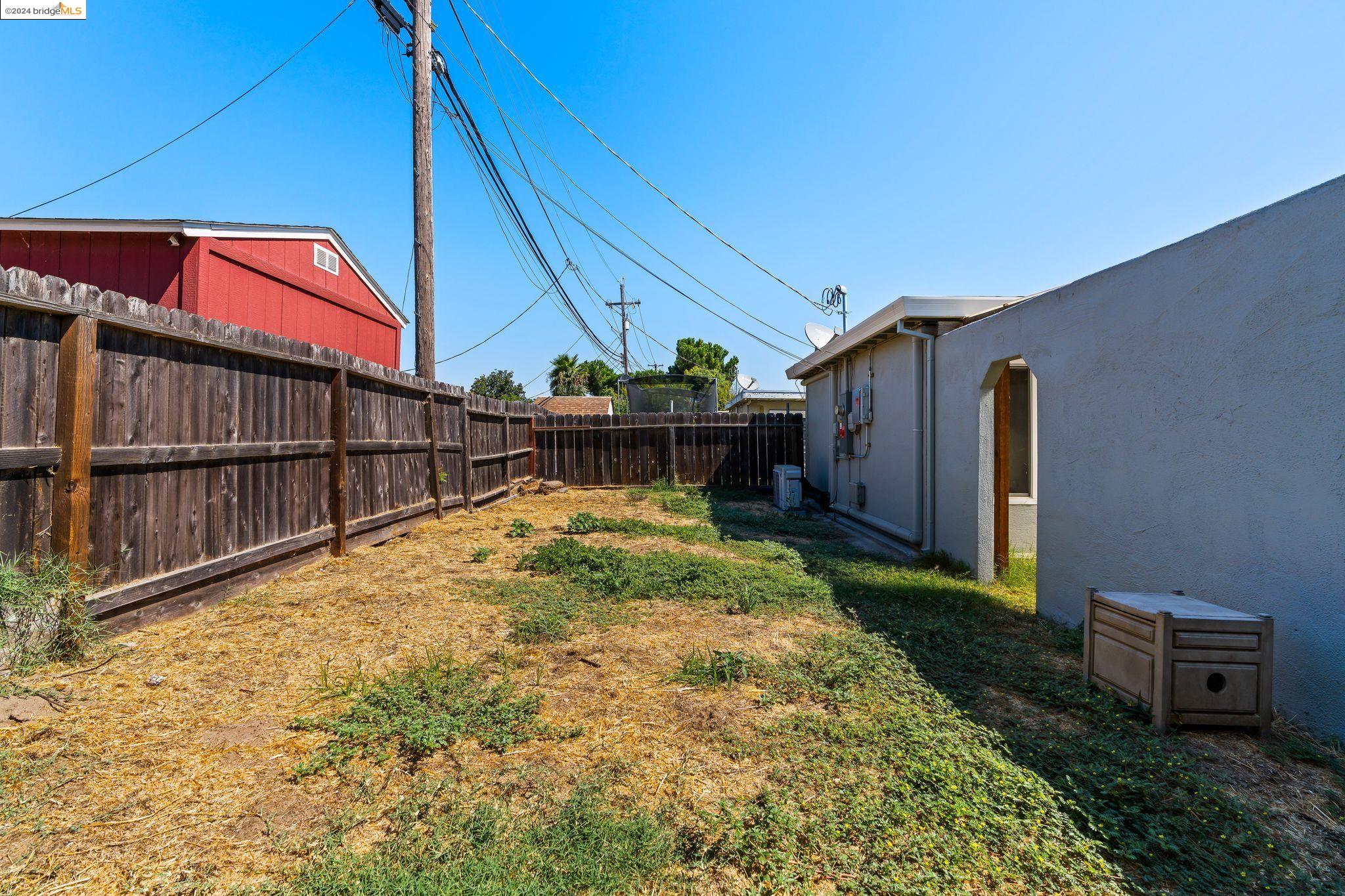 Detail Gallery Image 25 of 29 For 833 Garden Gate Dr, Manteca,  CA 95336 - 2 Beds | 1 Baths