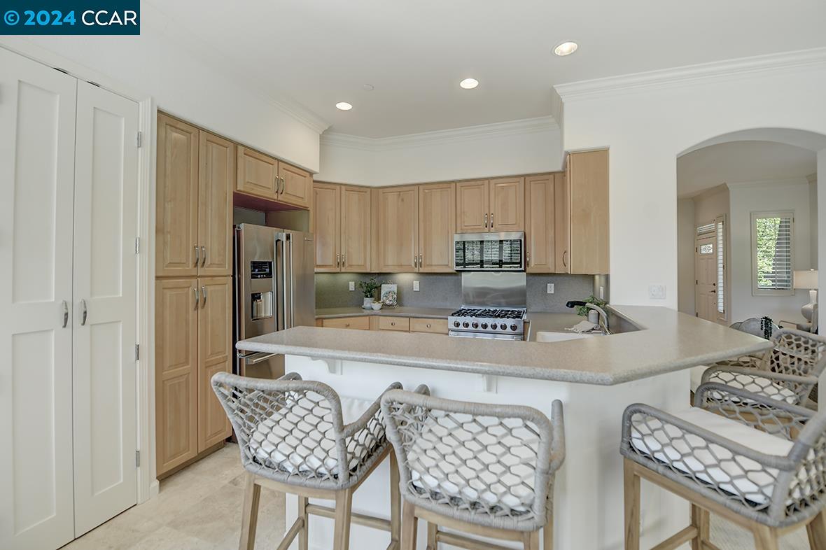 Photo #6: 41067229 Listing 
