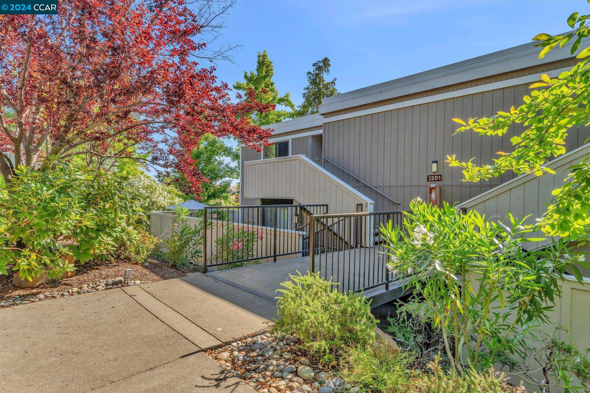 MLS: 41067252 Condo For Sale