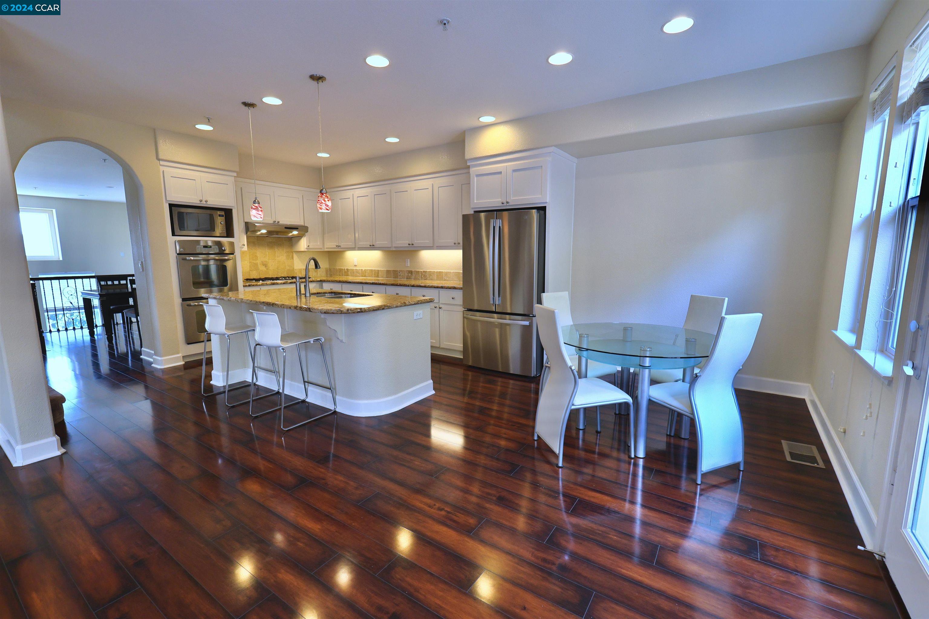 Detail Gallery Image 1 of 1 For 30 Pointe View Place, South San Francisco,  CA 94080 - 4 Beds | 2/1 Baths