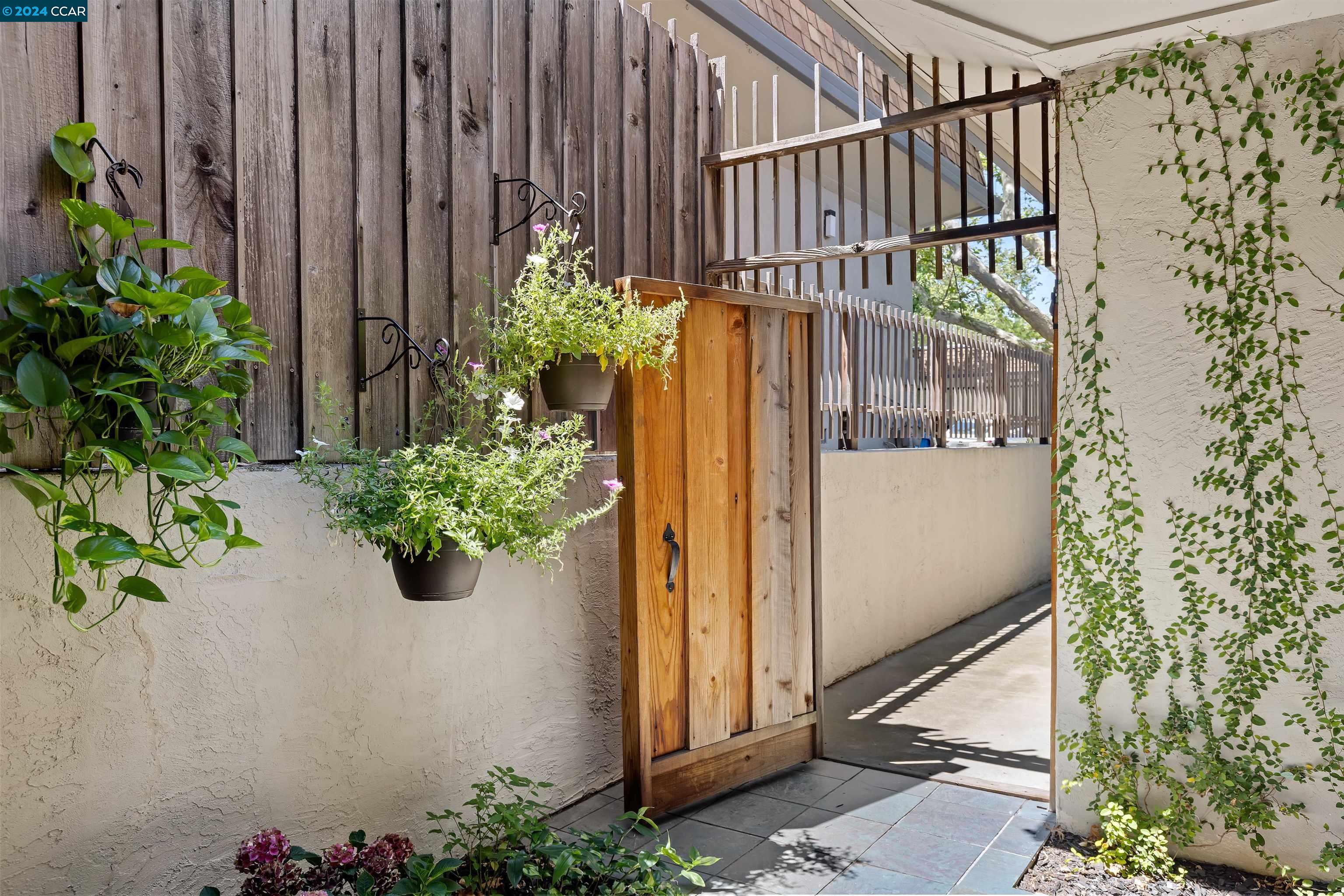 Photo #5: 41067304 Listing 