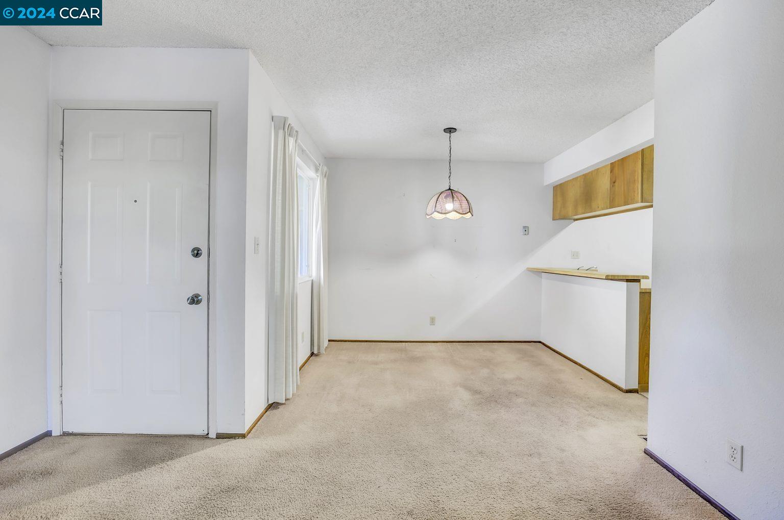Photo #3: 41067402 Listing 