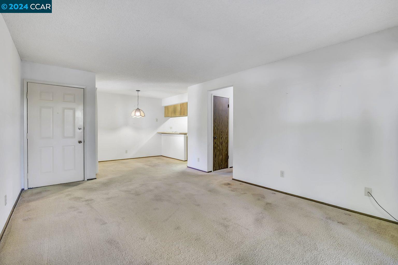Photo #4: 41067402 Listing 
