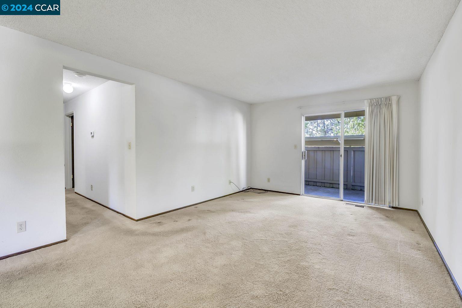 Photo #6: 41067402 Listing 