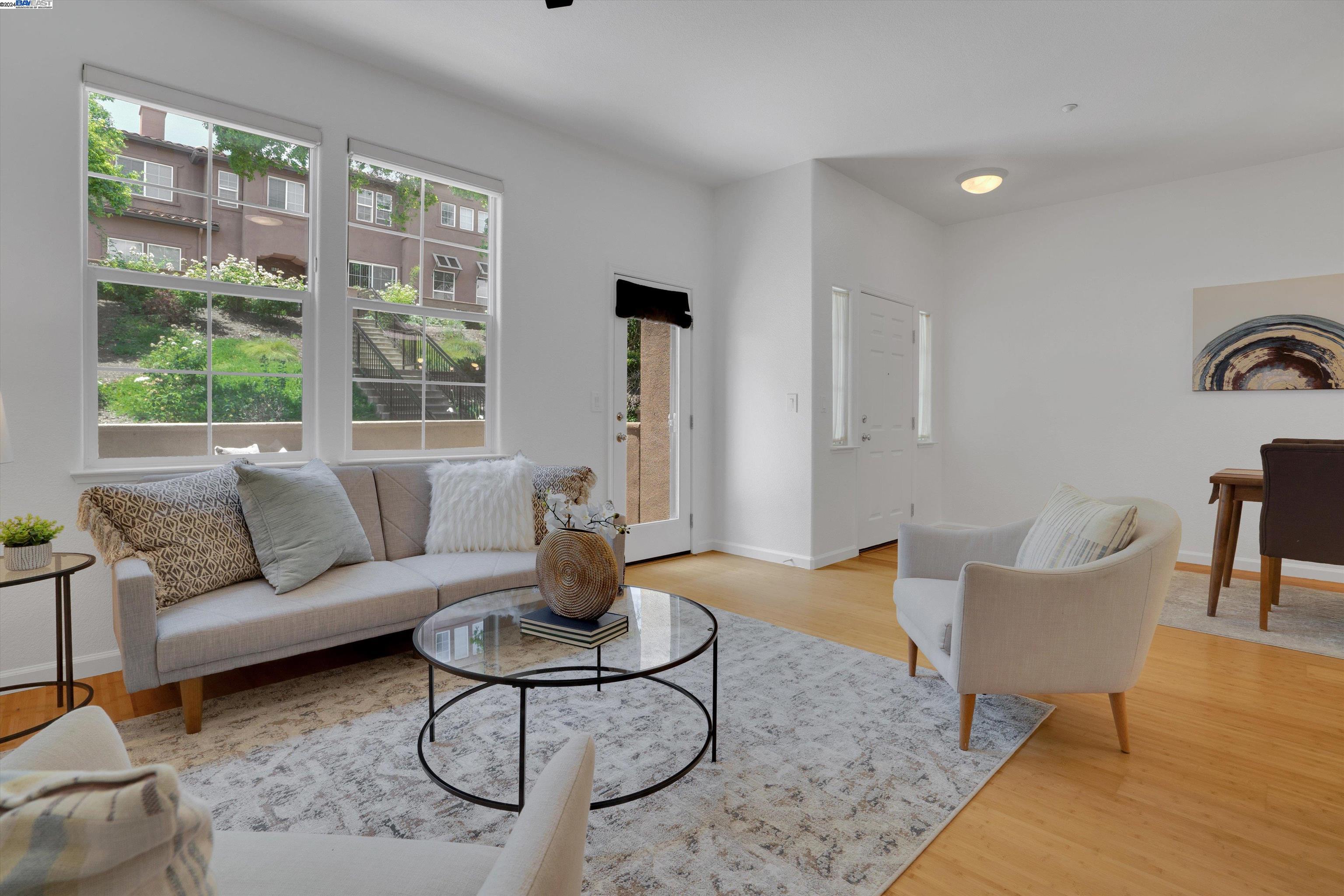 Photo #4: 41067500 Listing 