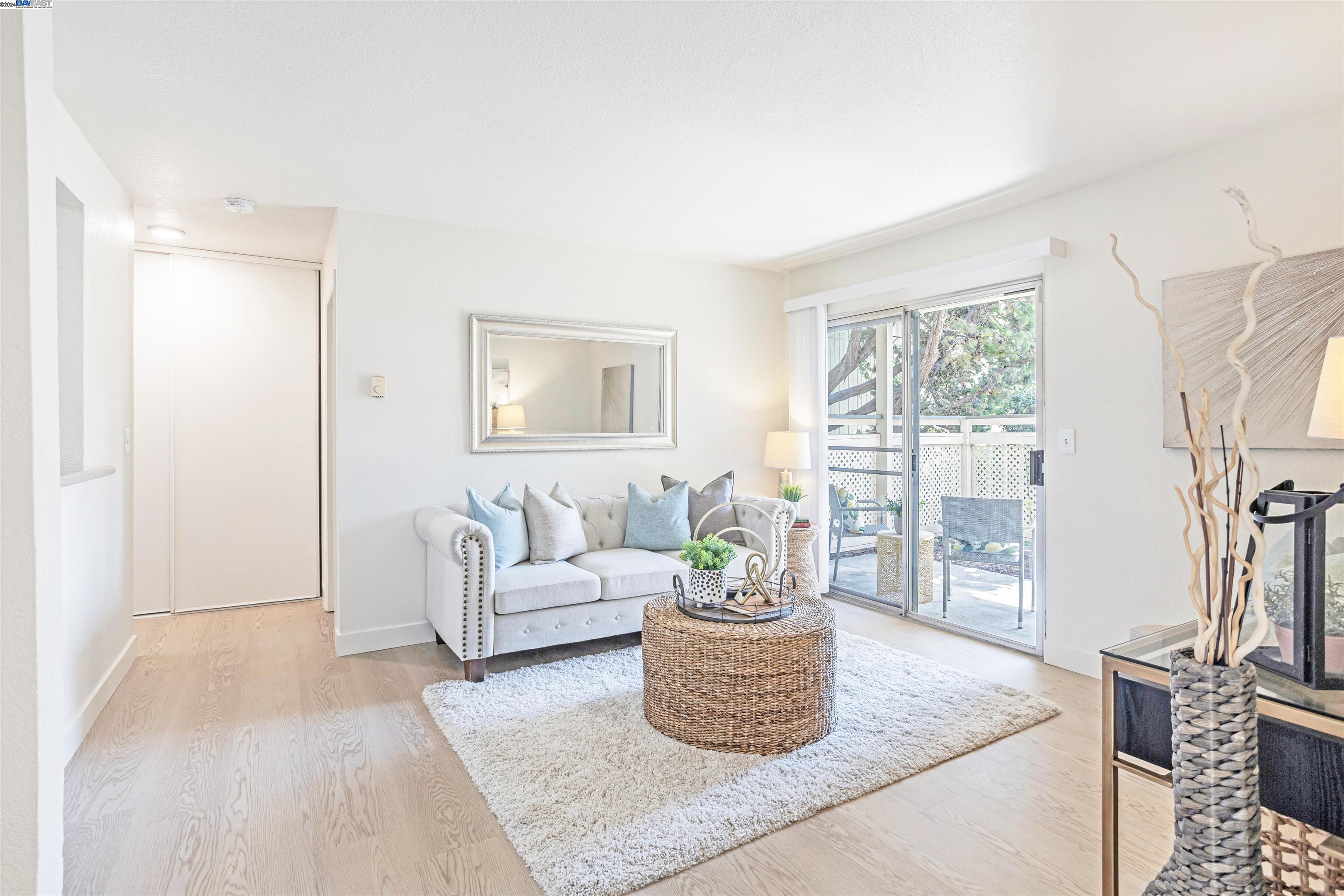 Photo #2: 41067633 Listing 