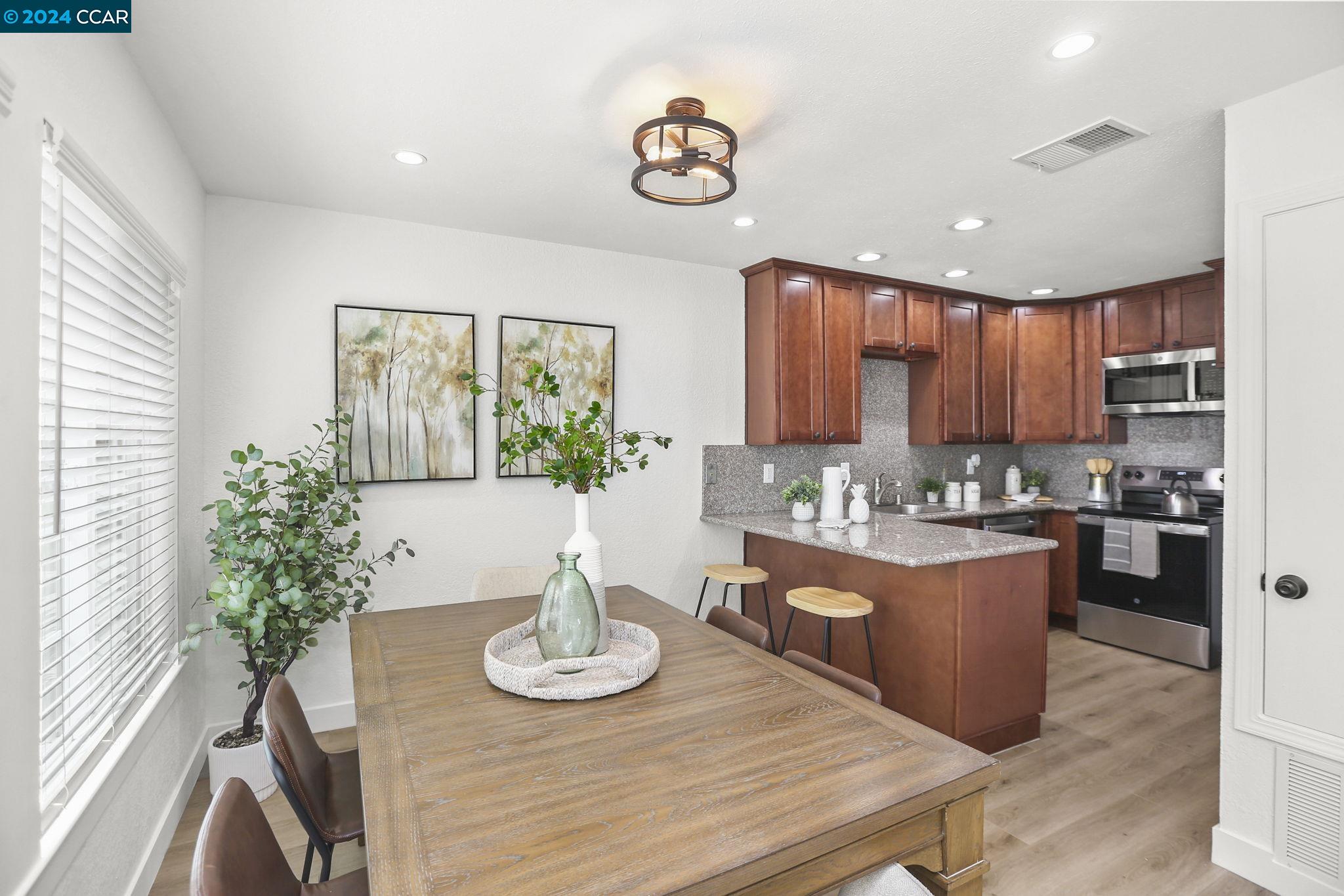 Photo #6: 41067655 Listing 